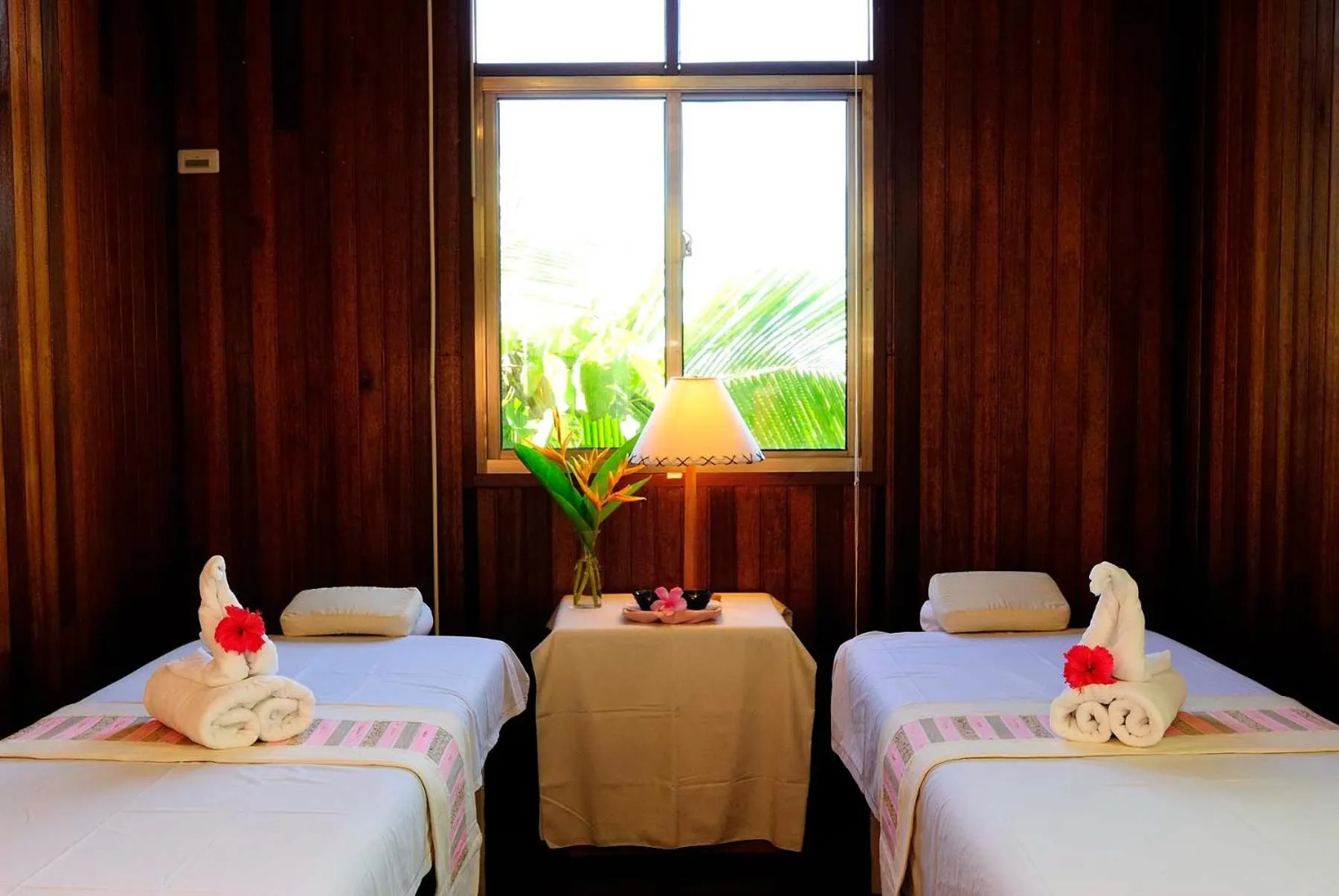 Spa and wellness centre/facilities, Bed in Airai Water Paradise Hotel & Spa