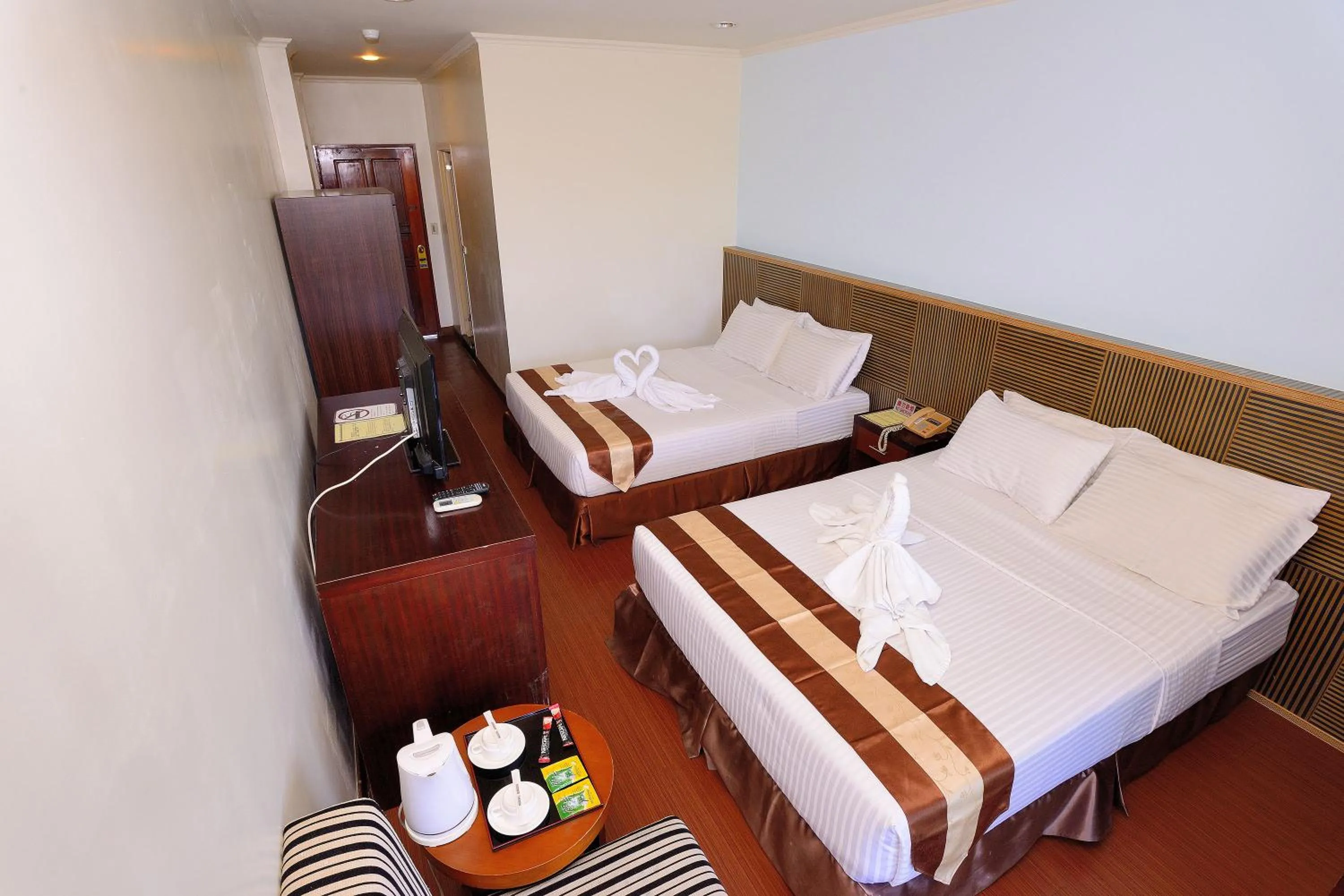 Photo of the whole room, Bed in Airai Water Paradise Hotel & Spa