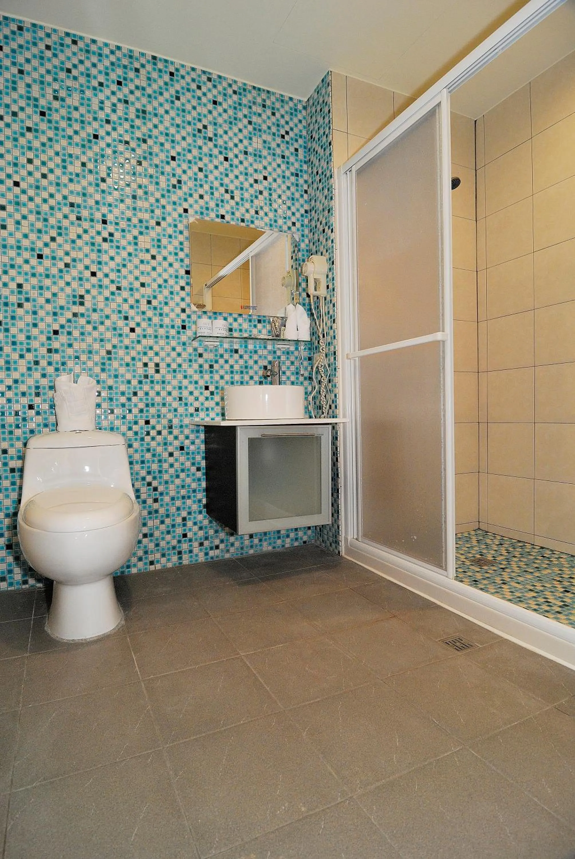 Bathroom in Airai Water Paradise Hotel & Spa