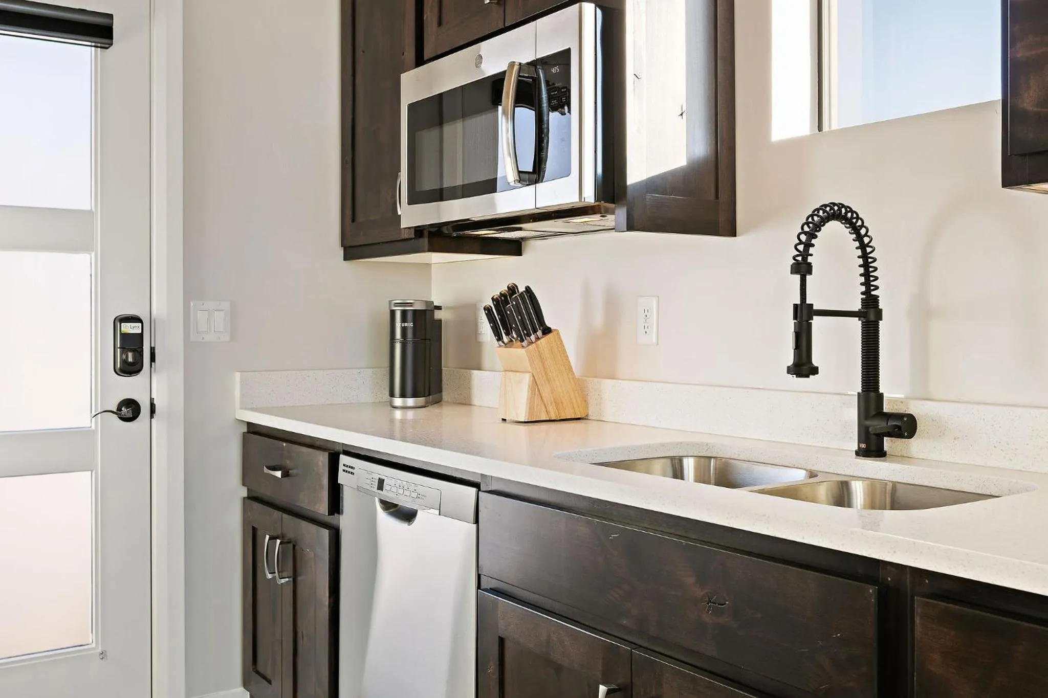 Kitchen or kitchenette in The Dwellings