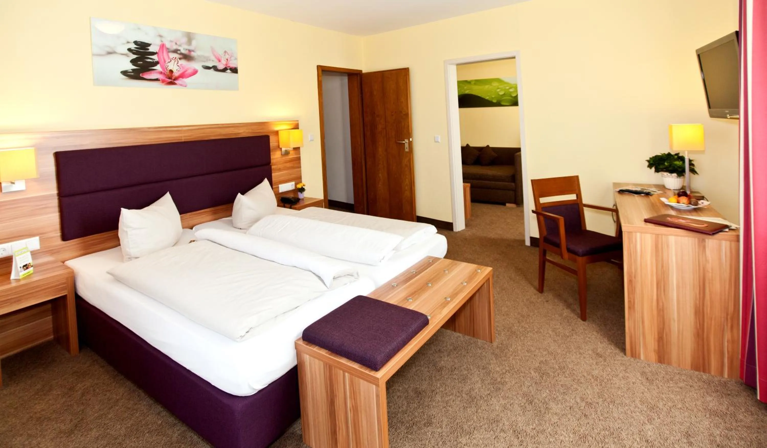 Photo of the whole room, Bed in Hotel Strauss