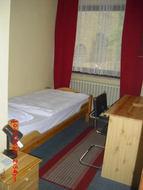 Photo of the whole room, Bed in Hotel Feilen-Wolff