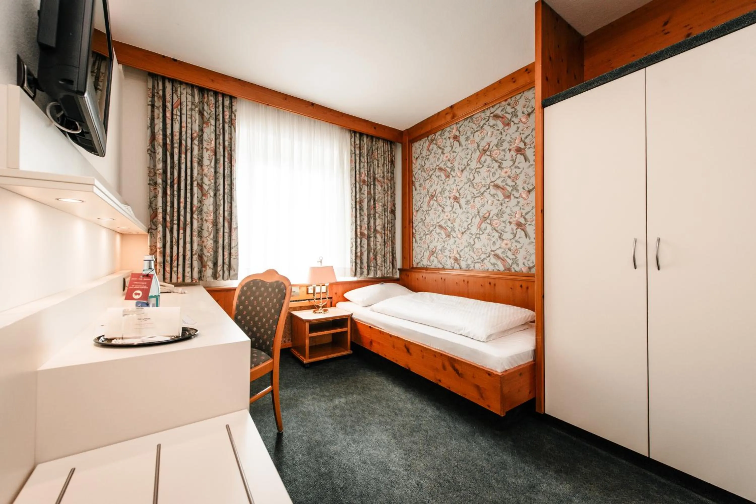 Bed in Hotel & Restaurant Ochsen Merklingen