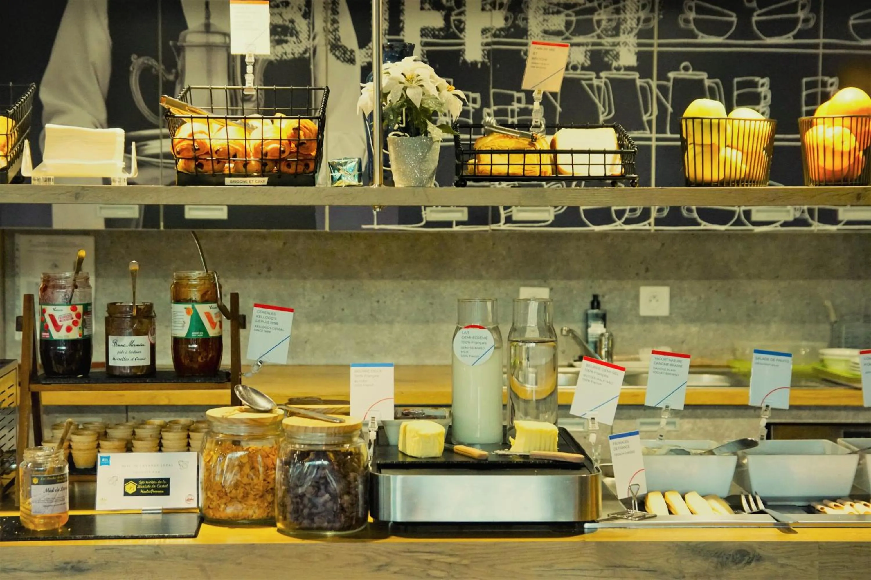 Breakfast in Ibis Budget Manosque Cadarache