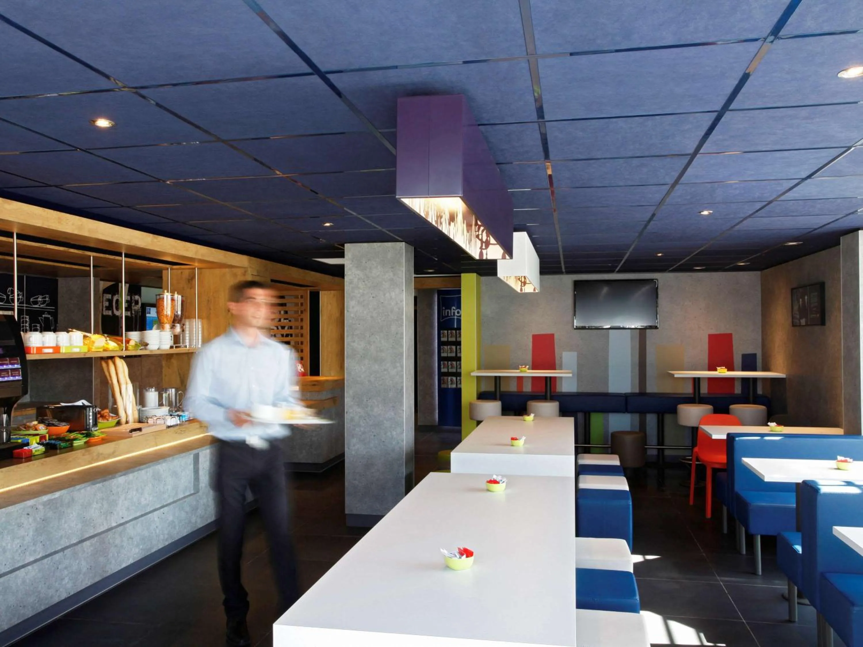 Restaurant/places to eat in Ibis Budget Manosque Cadarache