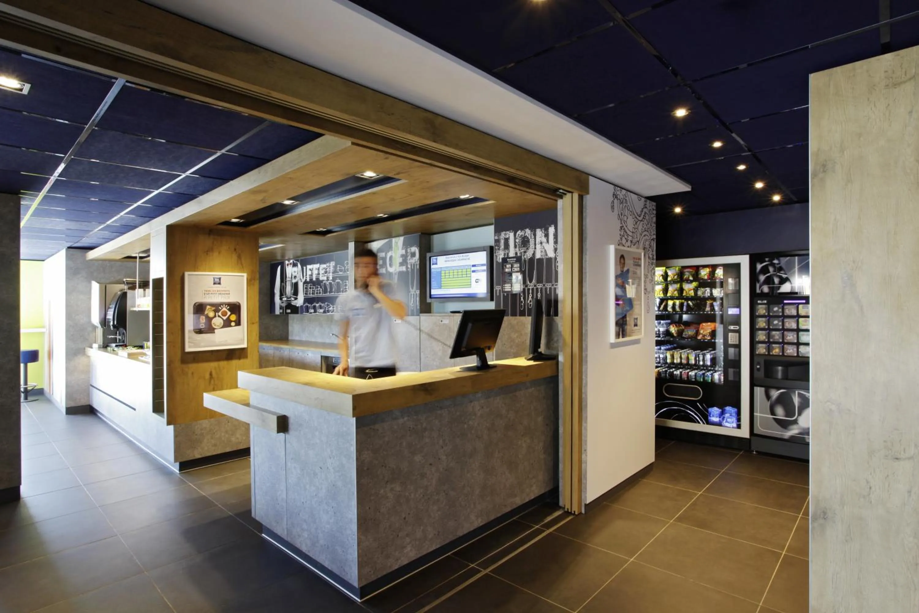 Lobby or reception in Ibis Budget Manosque Cadarache