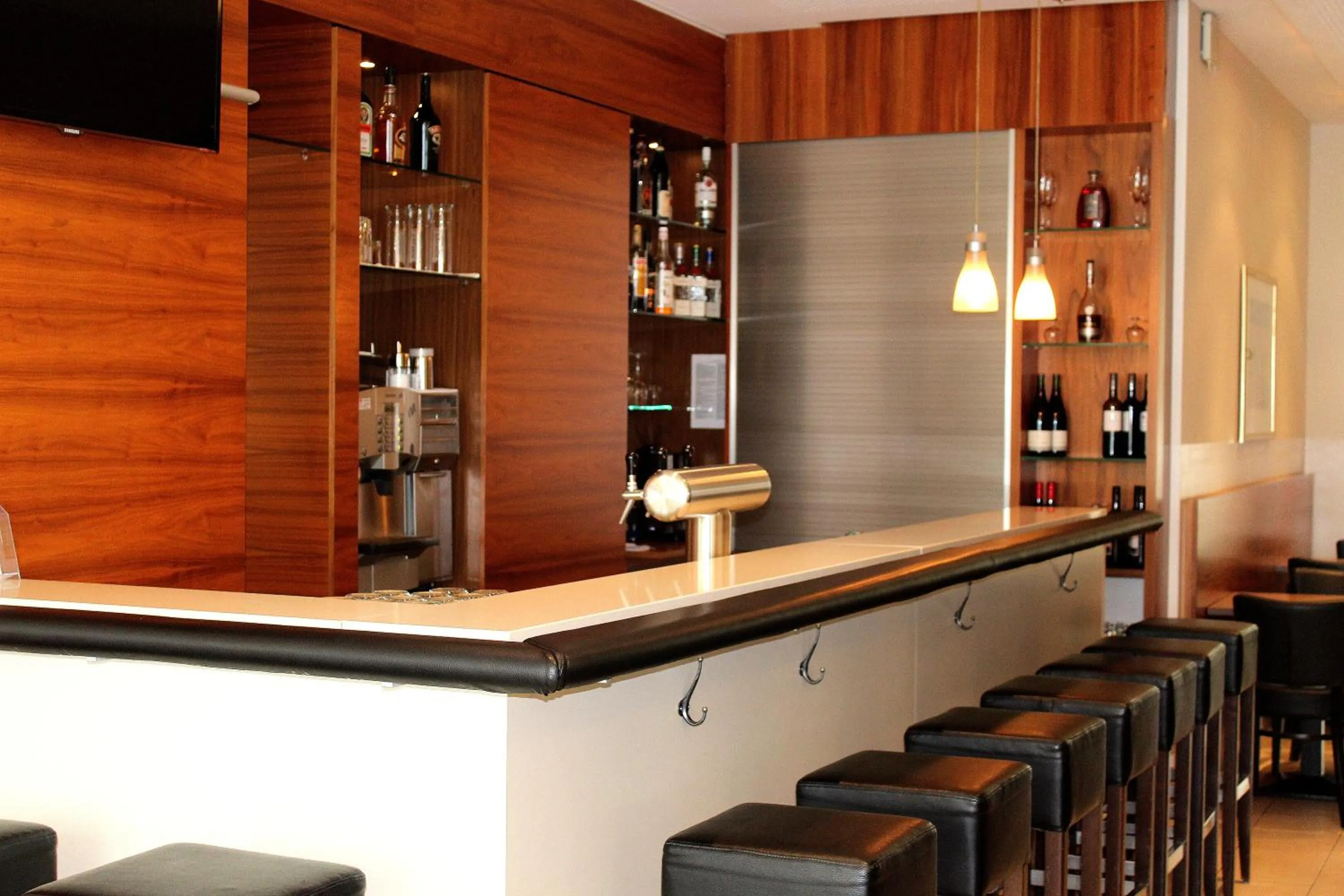 Lounge or bar in Best Western Hotel Nürnberg City West