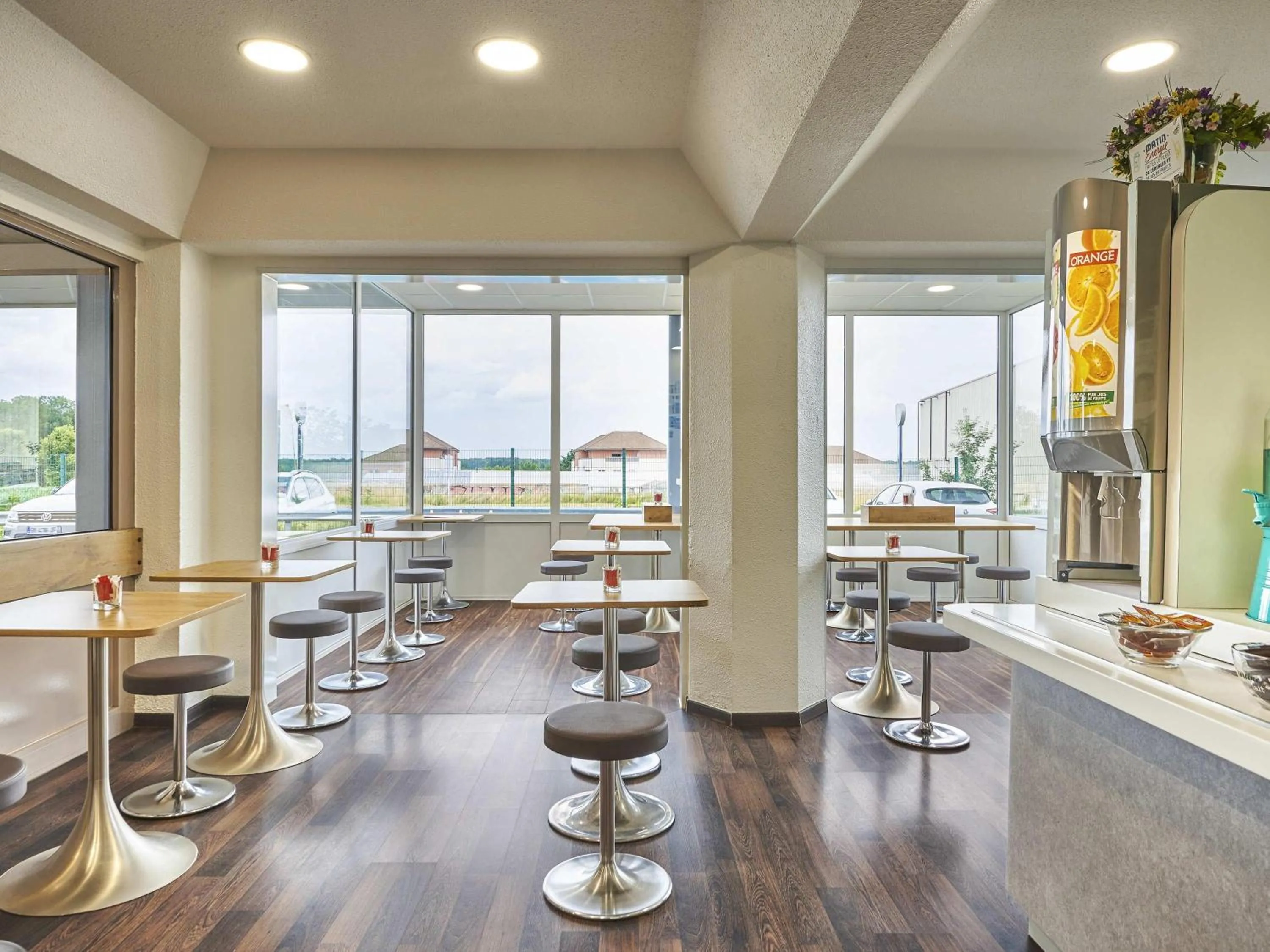 Property building in ibis budget Santeny