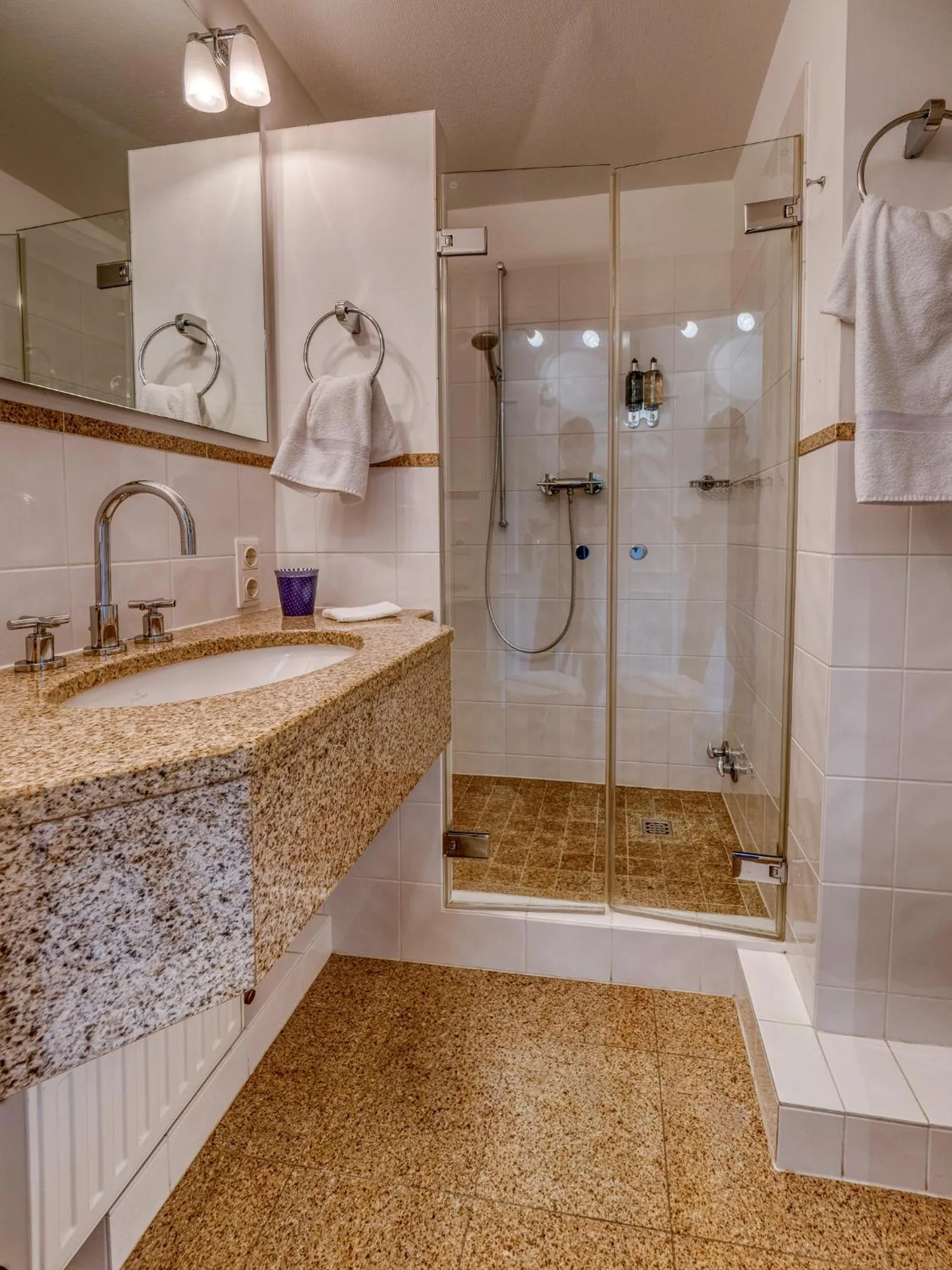 Bathroom in Boutiquehotel Seiler Hof Keitum