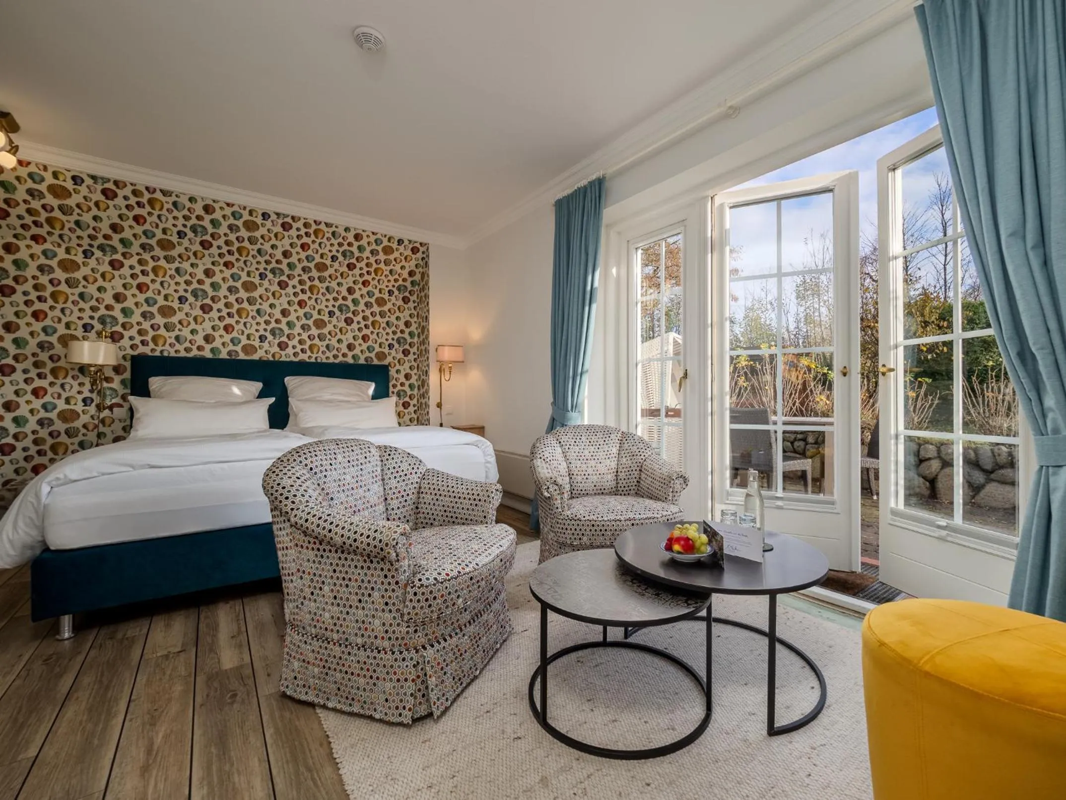 Photo of the whole room, Bed in Boutiquehotel Seiler Hof Keitum