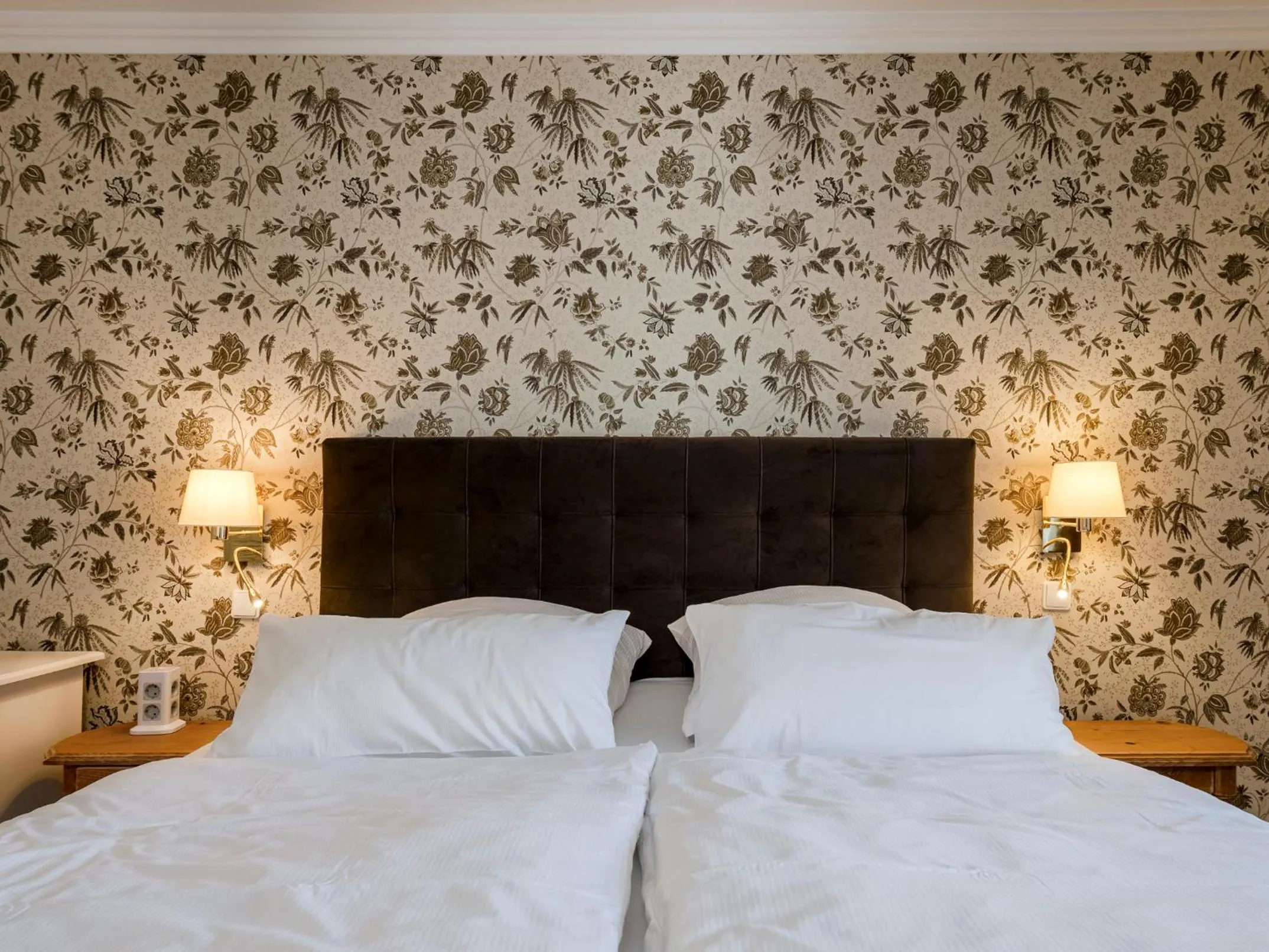 Photo of the whole room, Bed in Boutiquehotel Seiler Hof Keitum