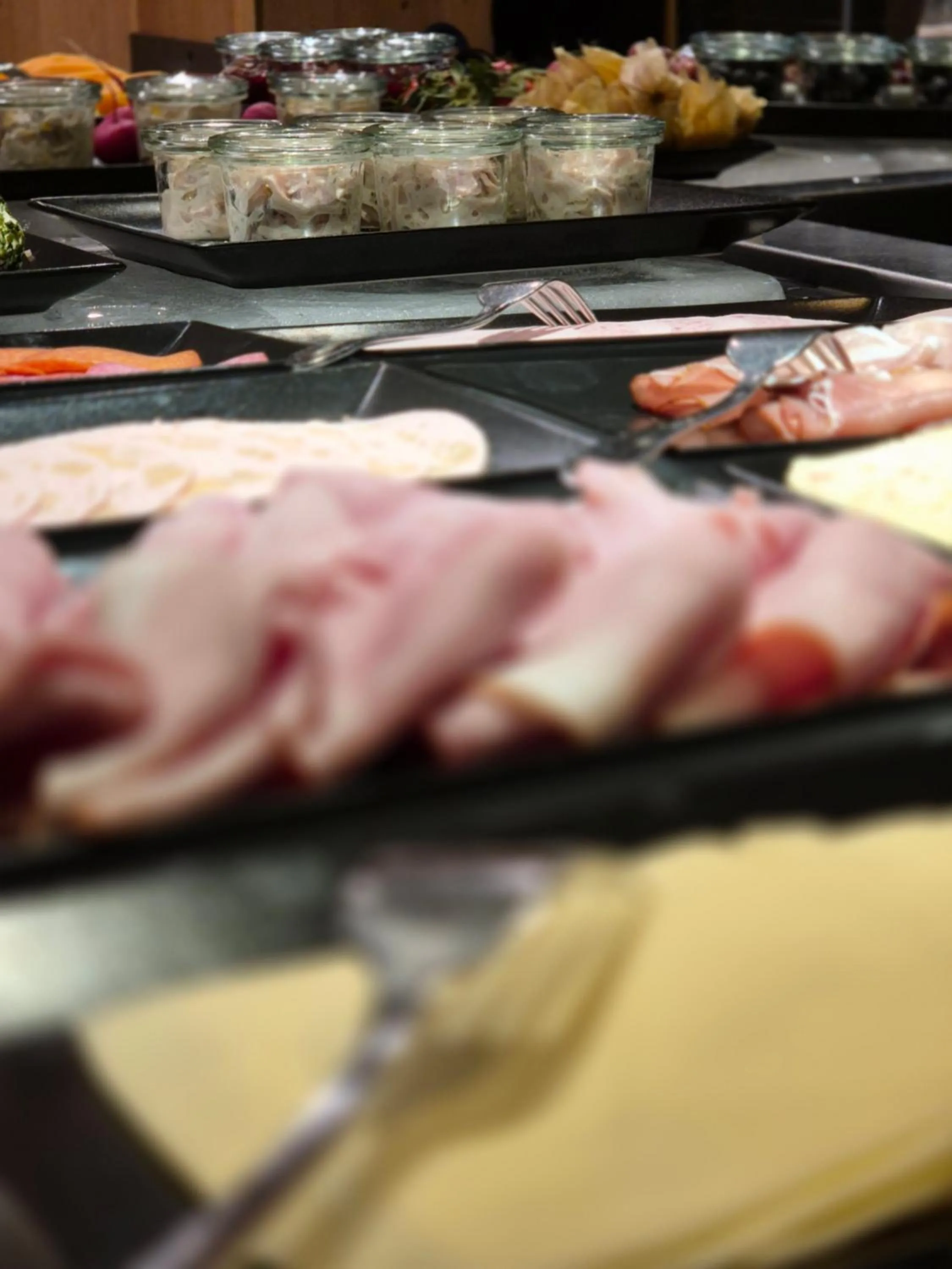 Buffet breakfast in Hotel Hirt