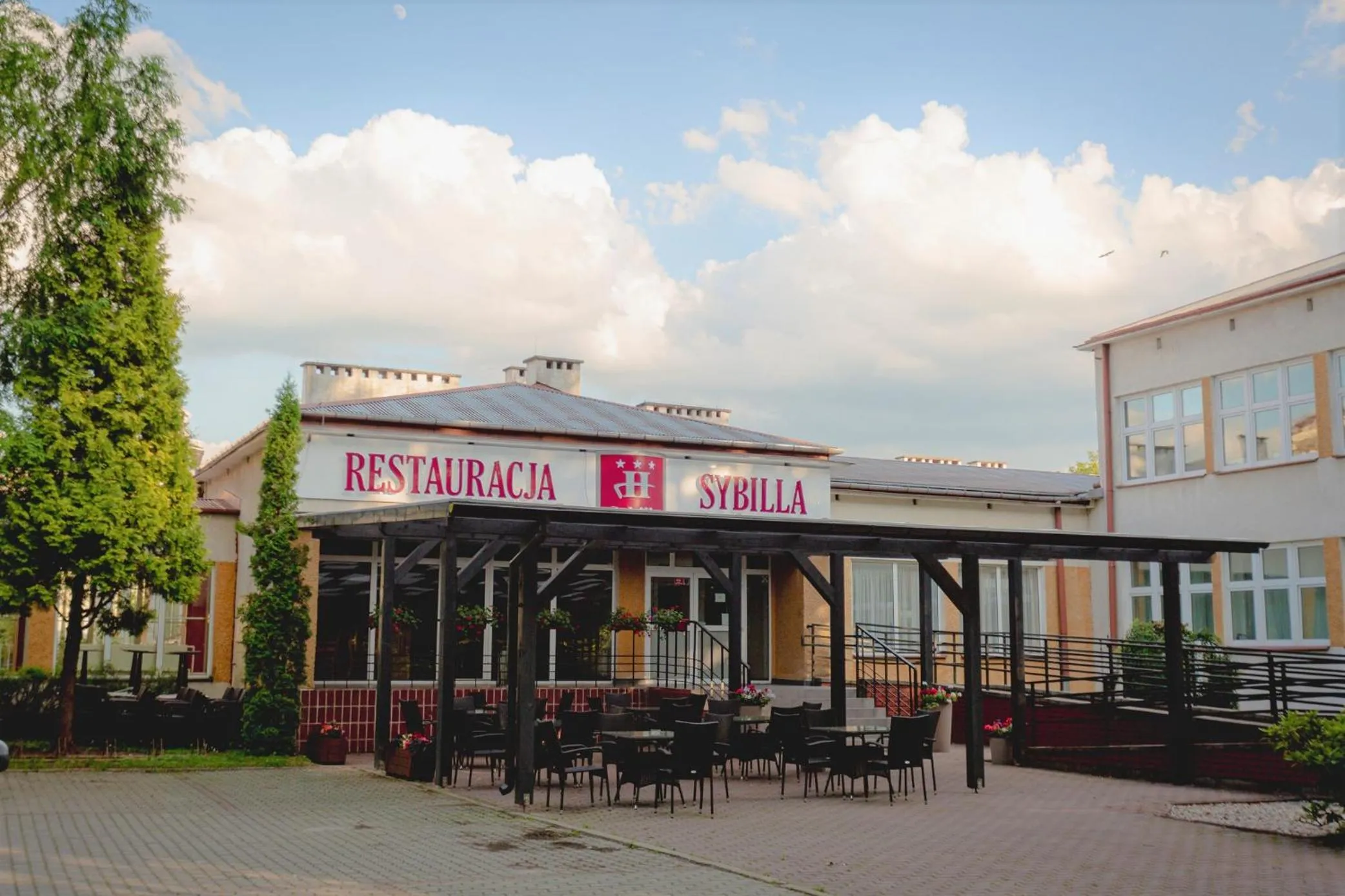 Property building in Hotel Sybilla