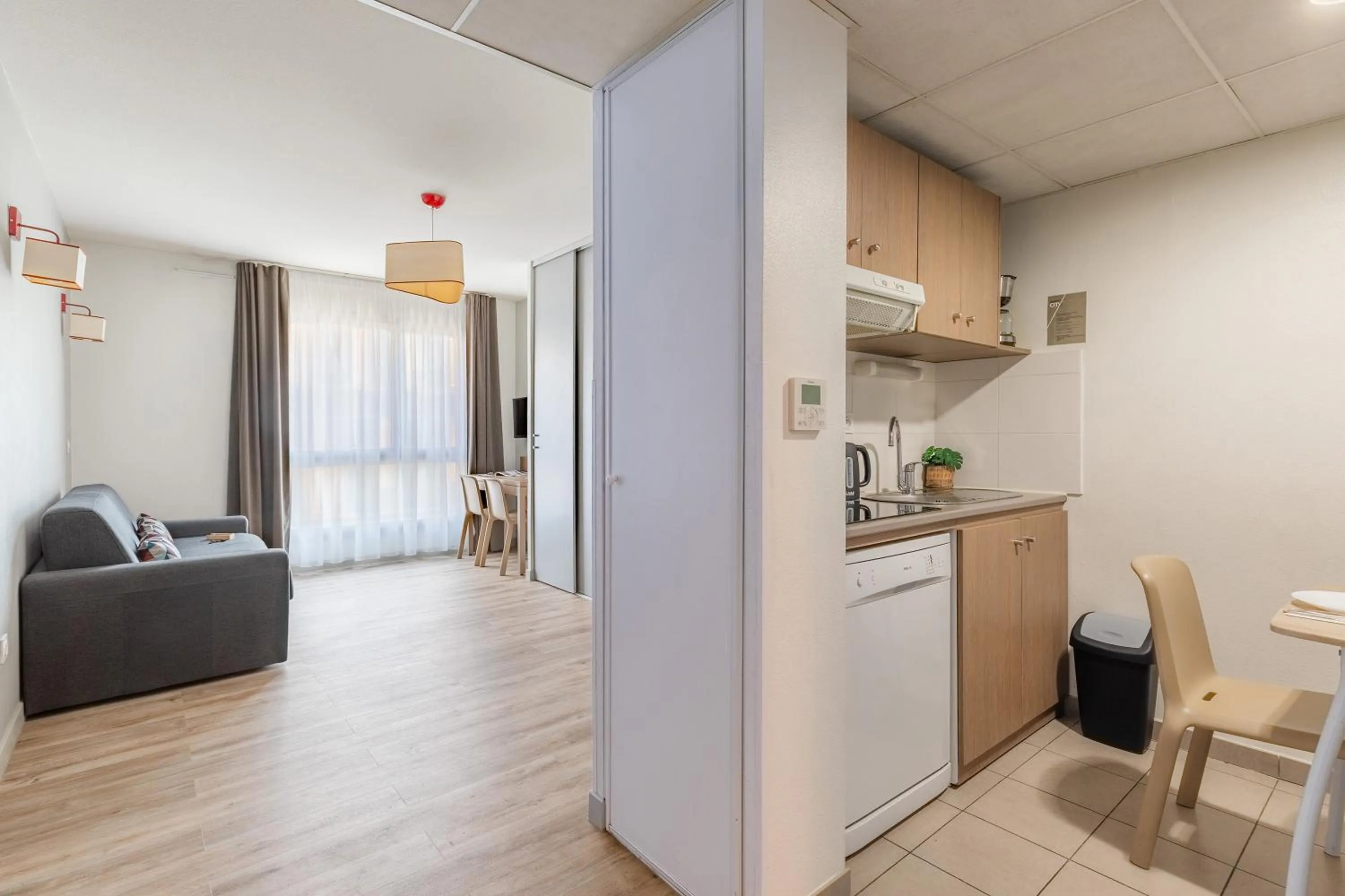 Kitchen or kitchenette in Appart'City Confort Perpignan Centre Gare