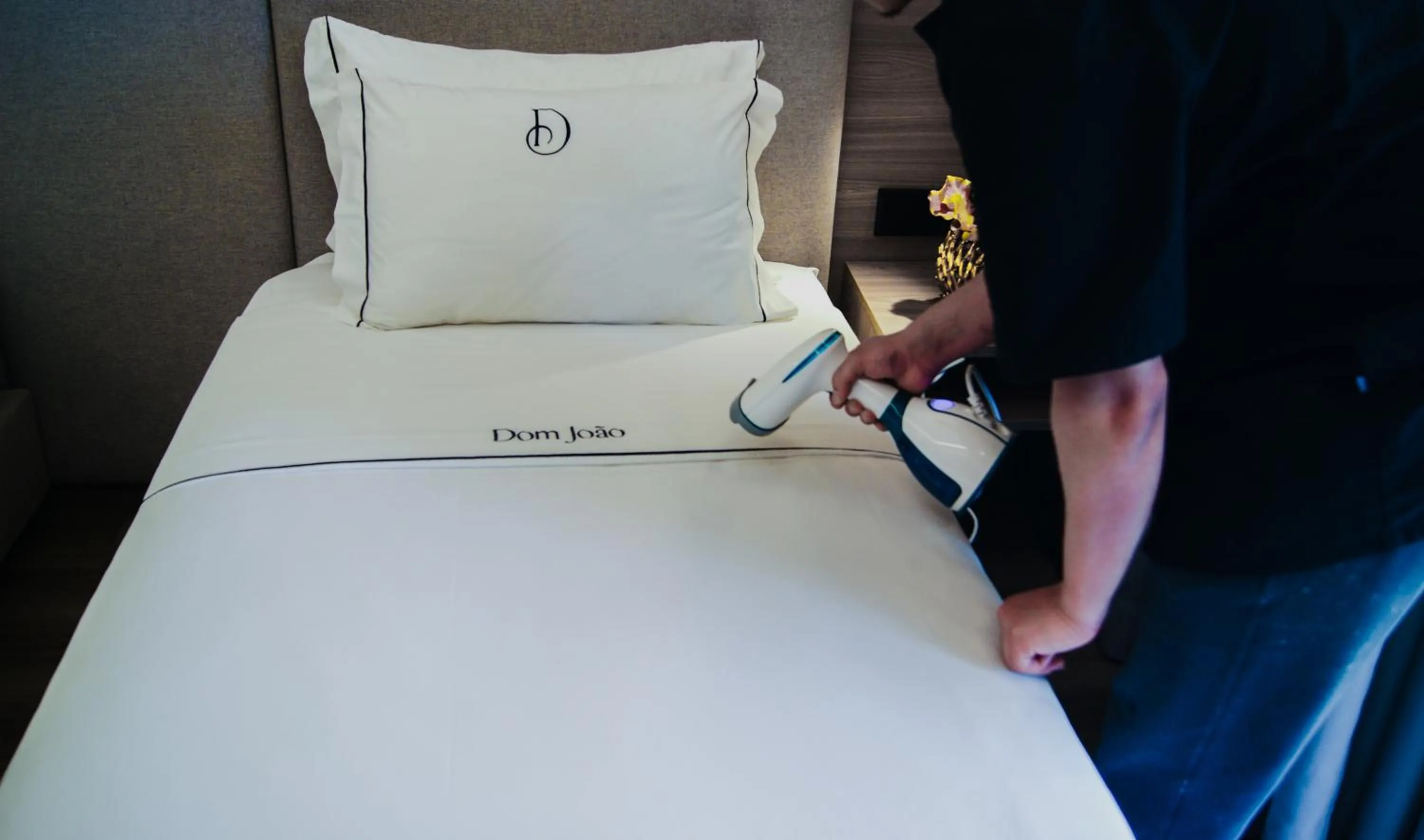 Bed in Dom João Glamour Hotel