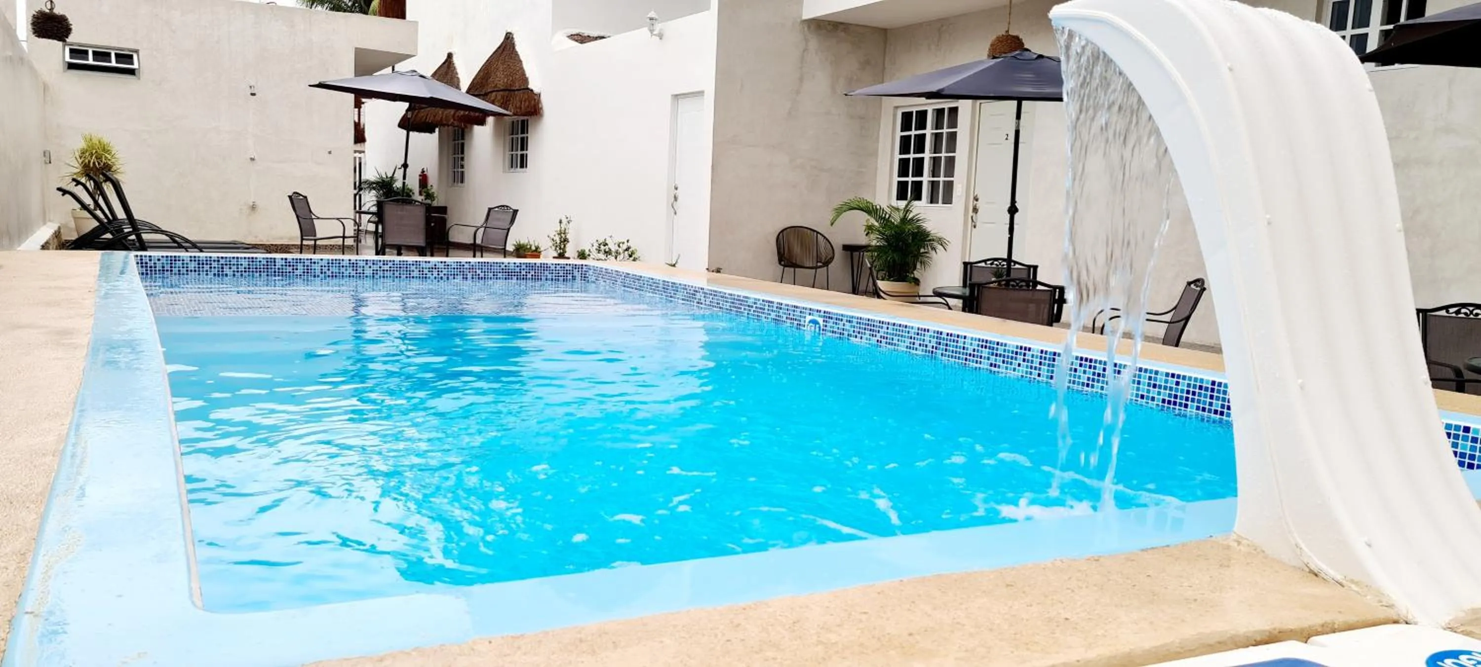 Swimming pool in Casa Chujuk by Spirit Group