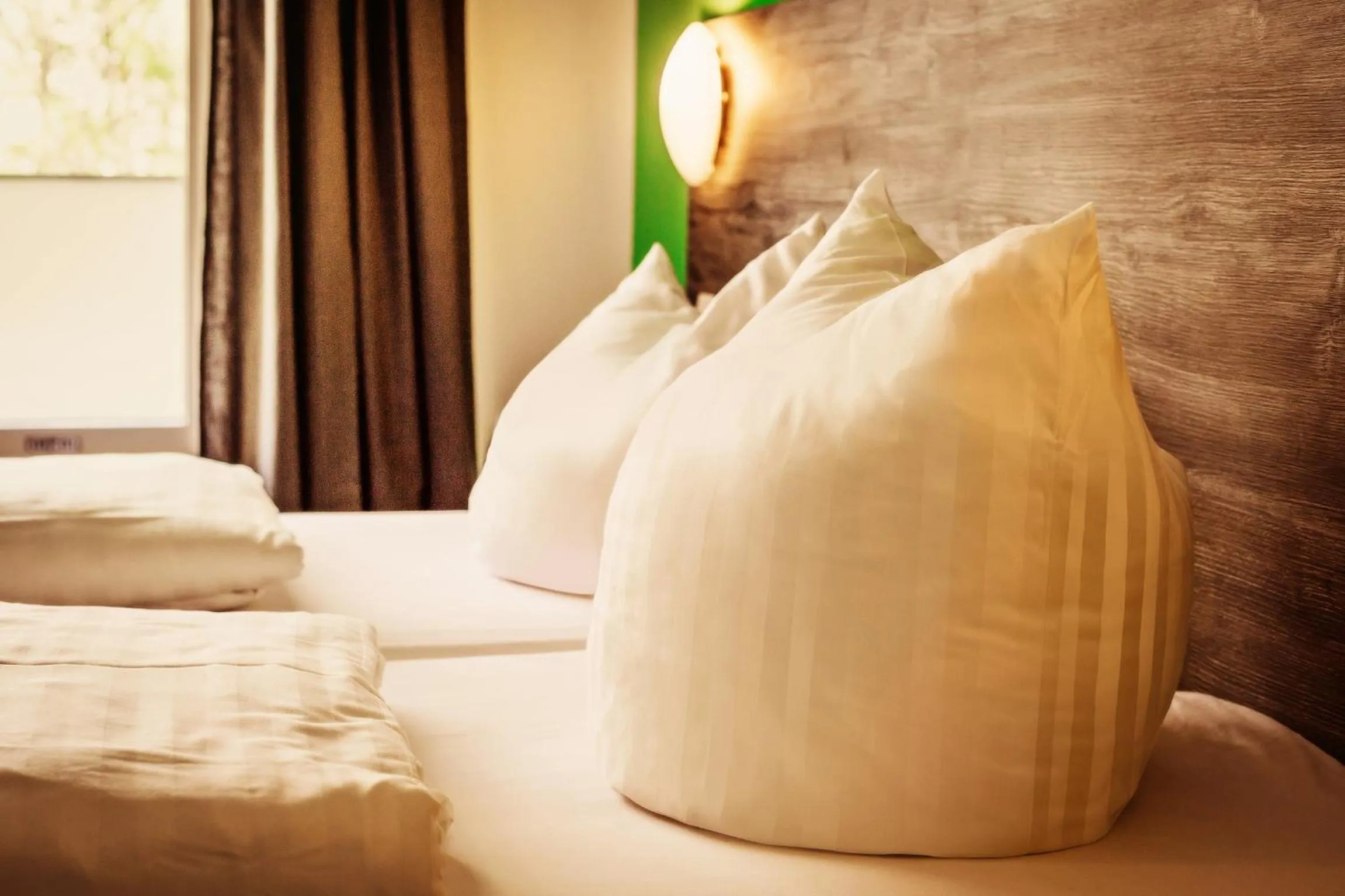 Photo of the whole room in Alecsa Hotel am Olympiastadion