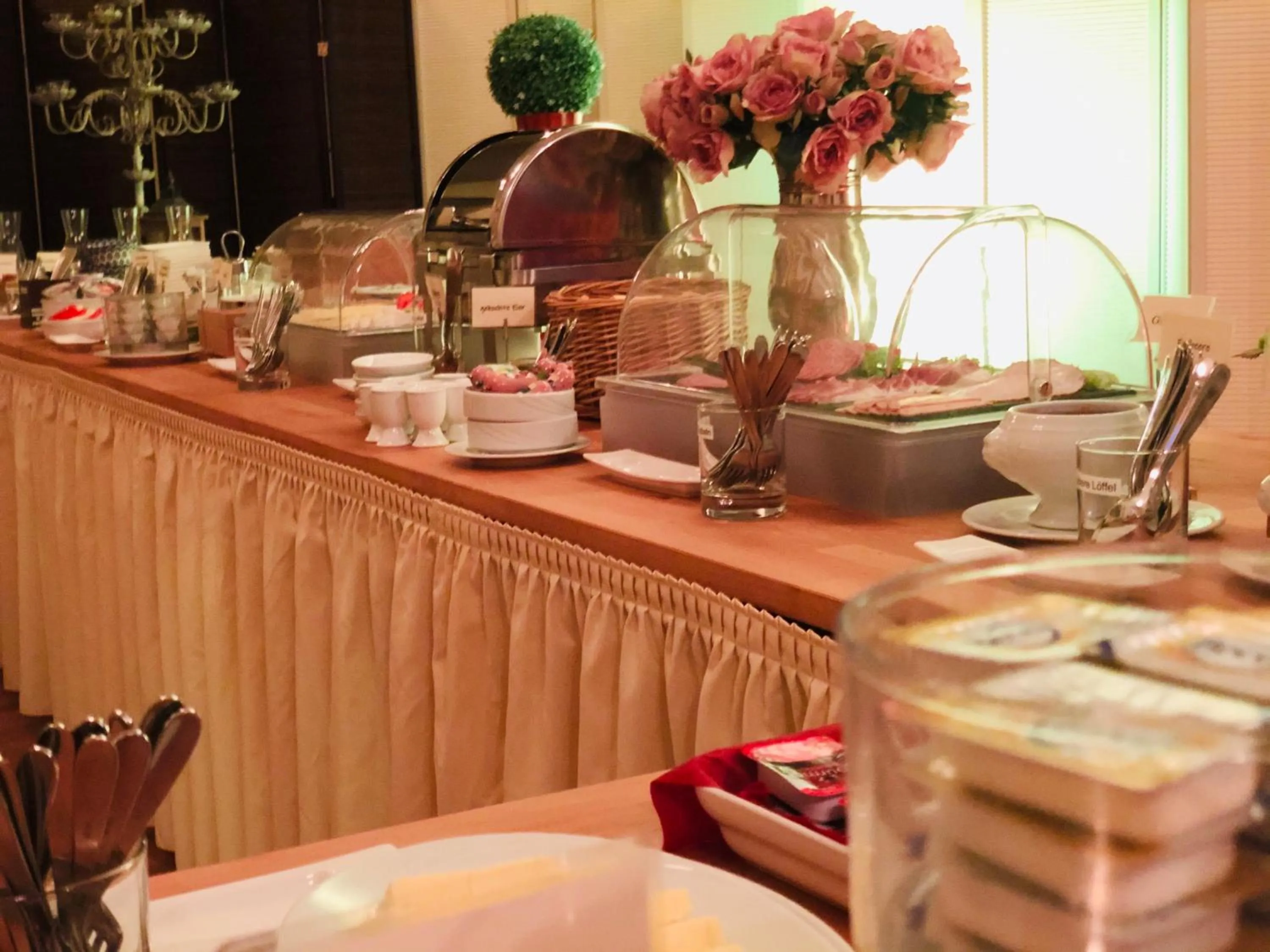 Buffet breakfast in Klausdorfer Hof