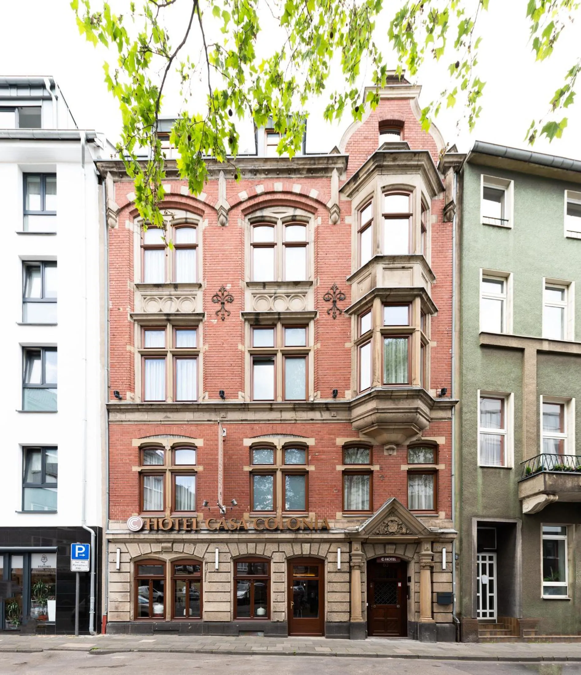 Property building in Hotel Casa Colonia