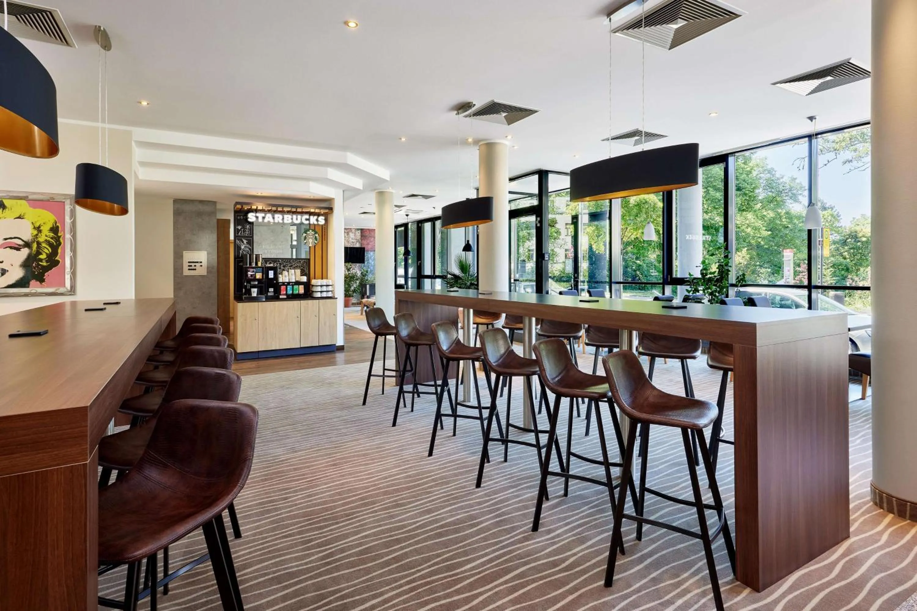 Lounge or bar in Best Western Macrander Hotel Dresden