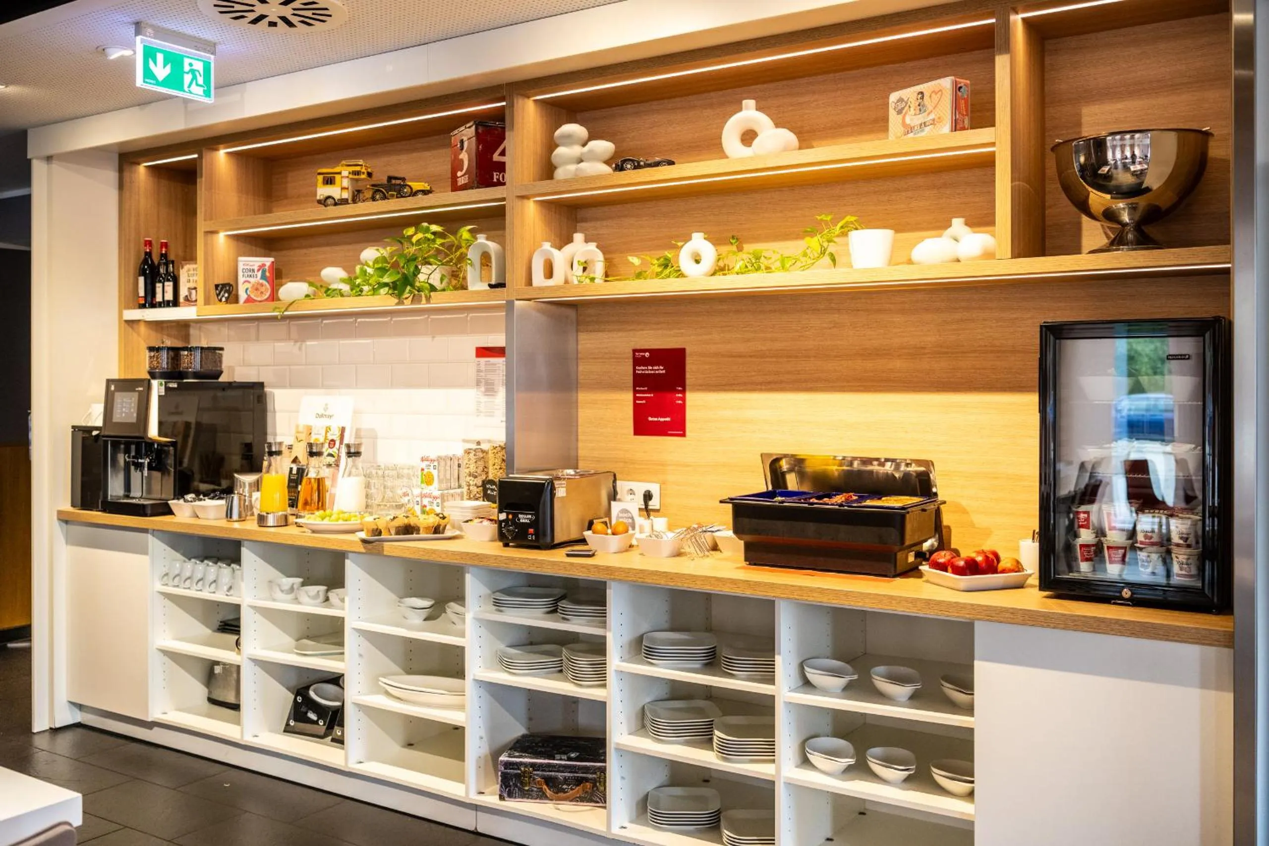 Breakfast in Serways Hotel Weiskirchen Nord