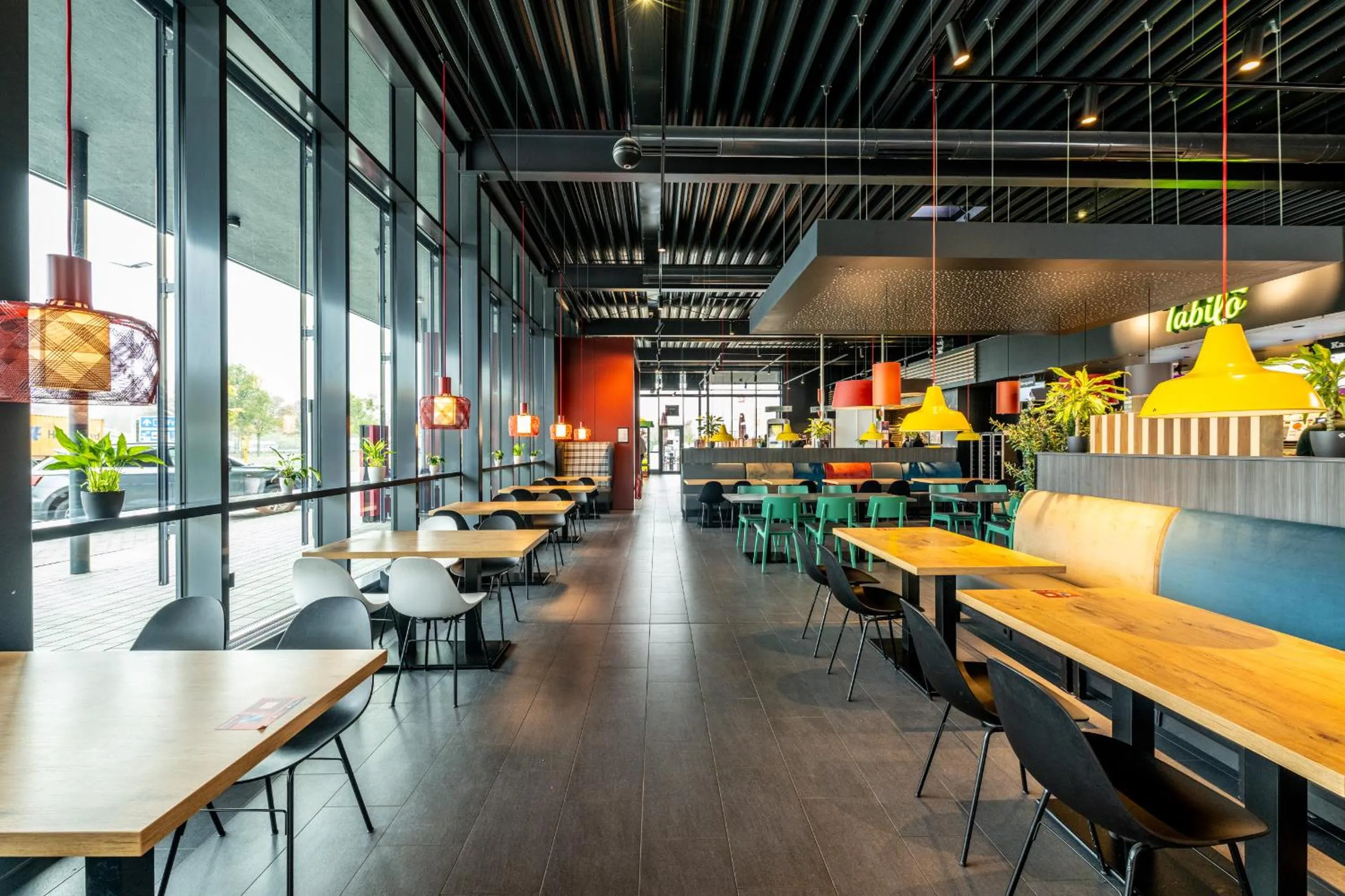 Restaurant/places to eat in Serways Hotel Weiskirchen Nord