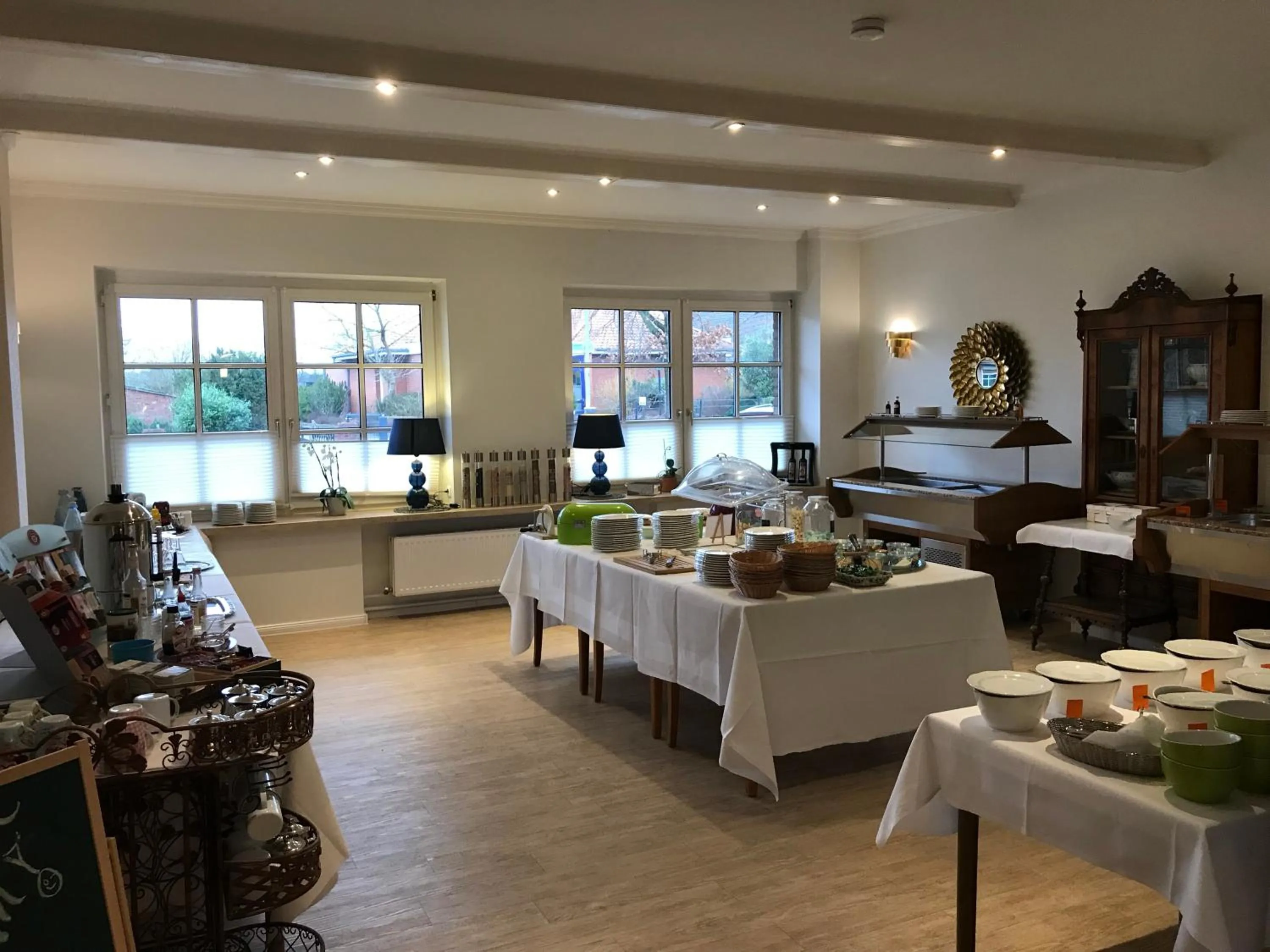 Restaurant/places to eat in Landhotel Franck Garni