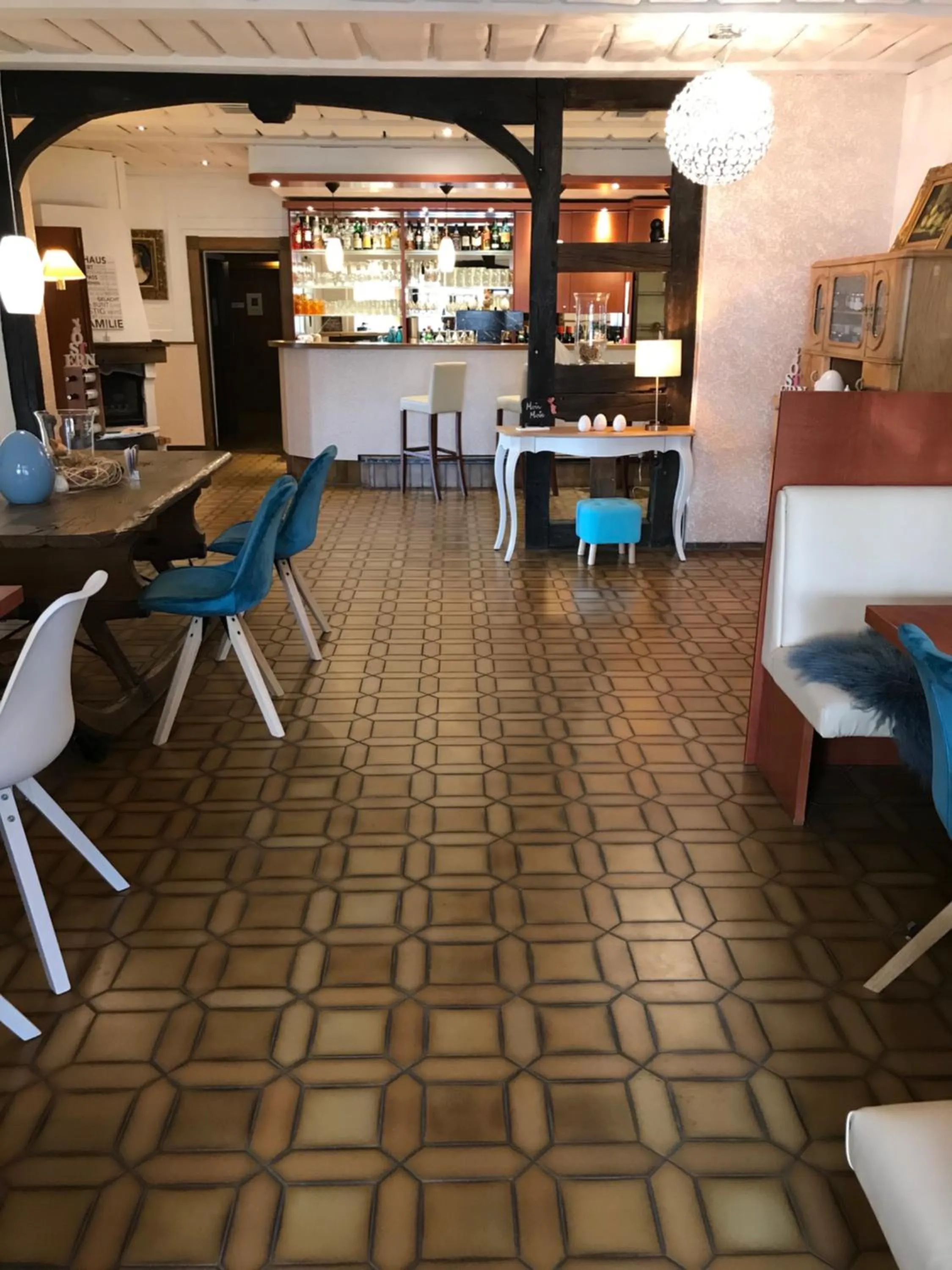 Restaurant/places to eat in Landhotel Franck Garni