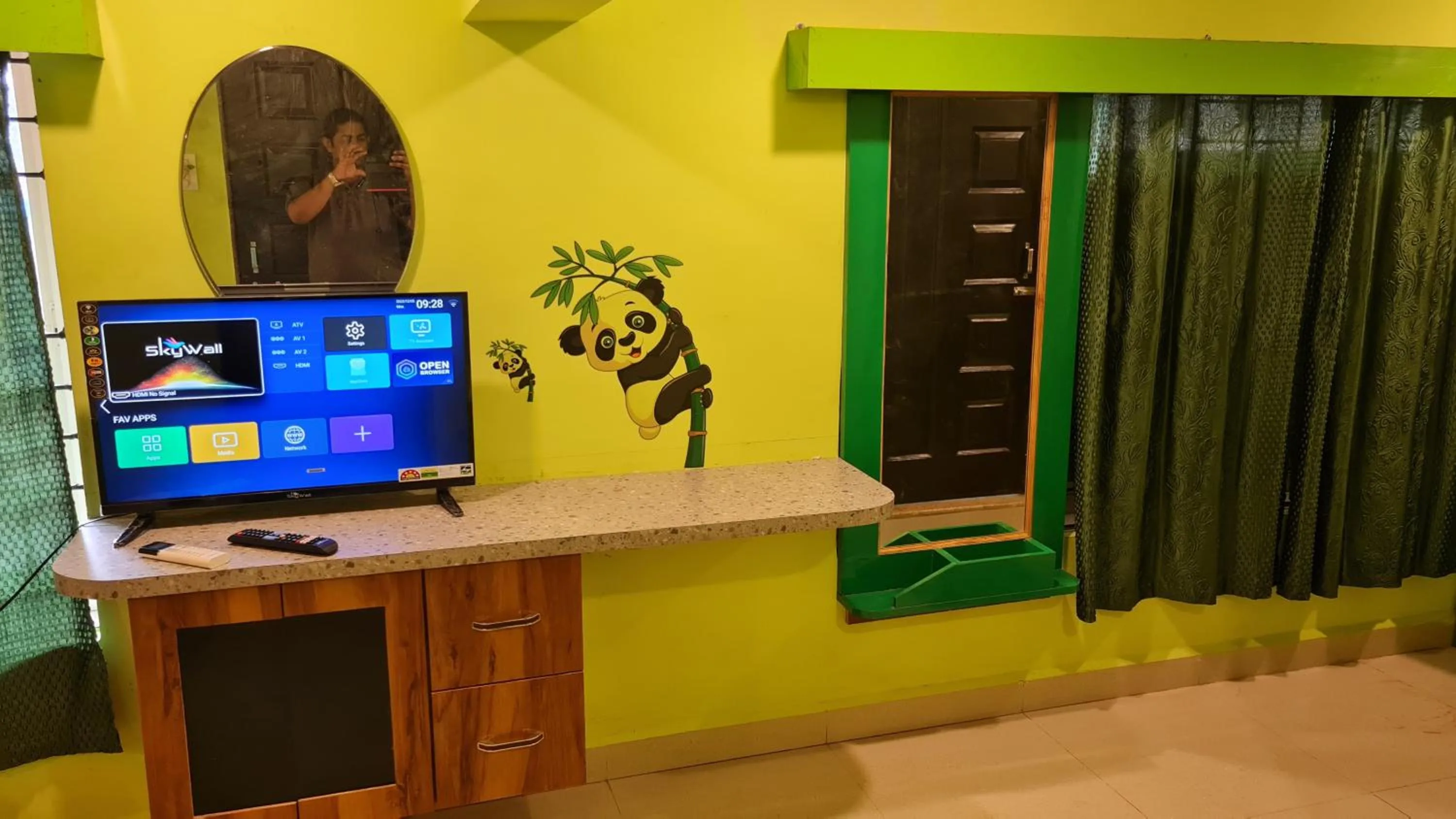 TV and multimedia in Godwill Kimo Guest house Seraulim