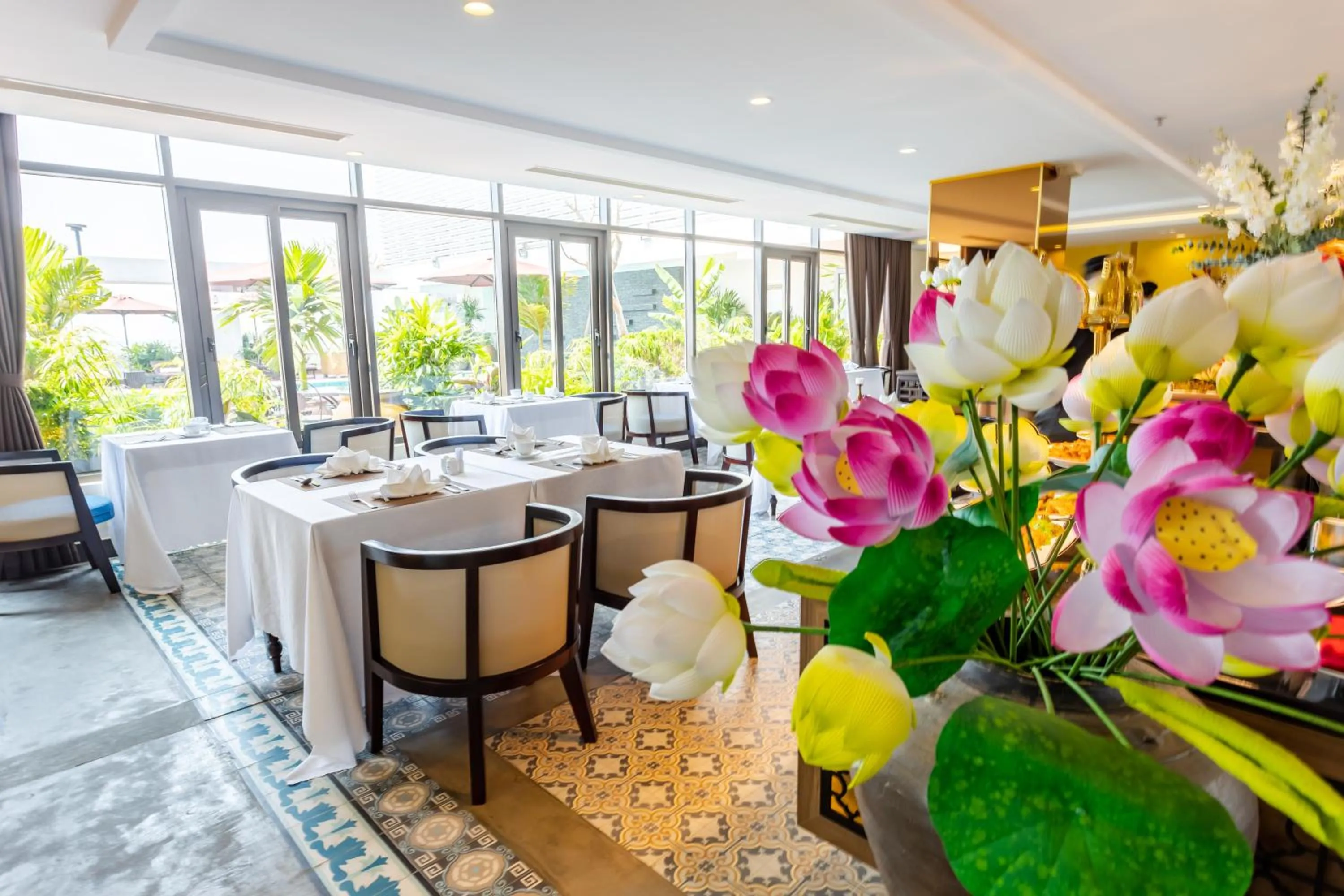 Buffet breakfast in White Lotus Hue Hotel