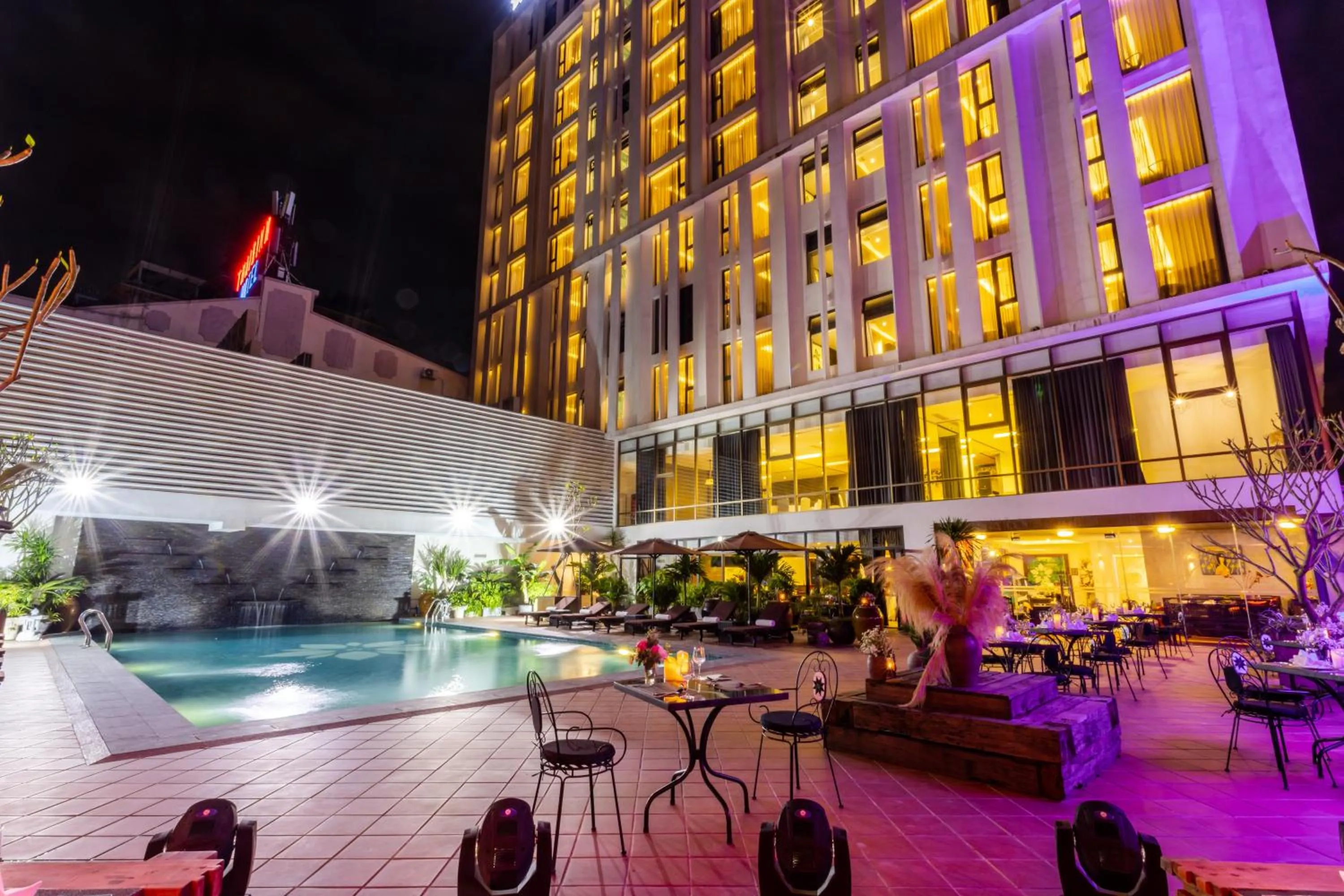Swimming pool in White Lotus Hue Hotel