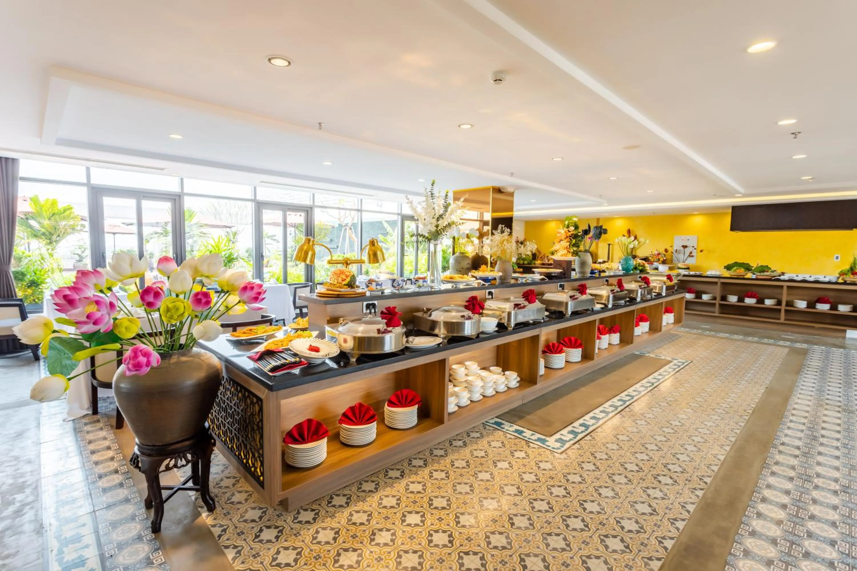 Buffet breakfast in White Lotus Hue Hotel