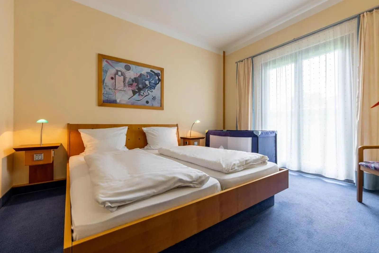 Photo of the whole room, Bed in Dresdner Tor Süd