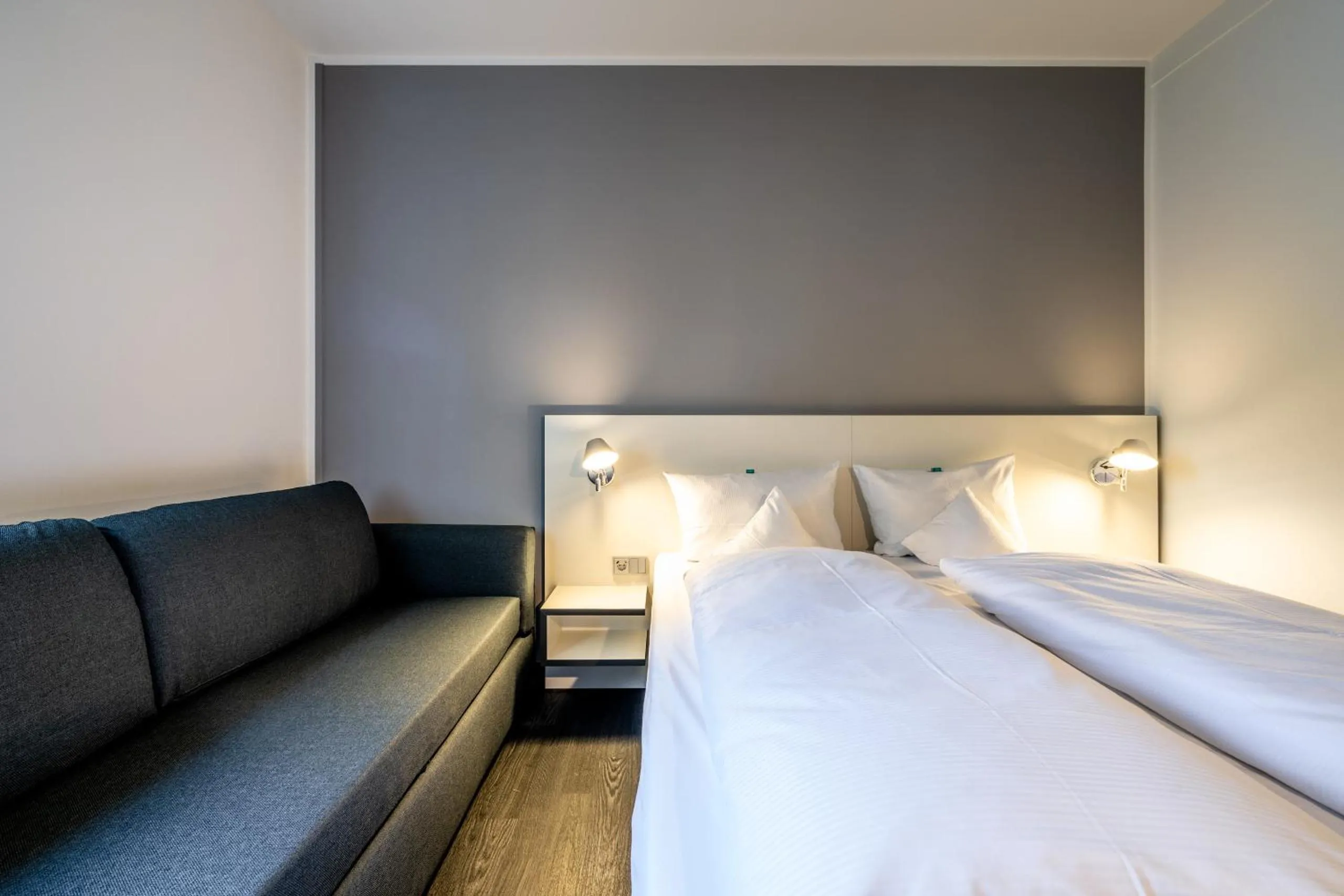 Photo of the whole room, Bed in Dresdner Tor Süd