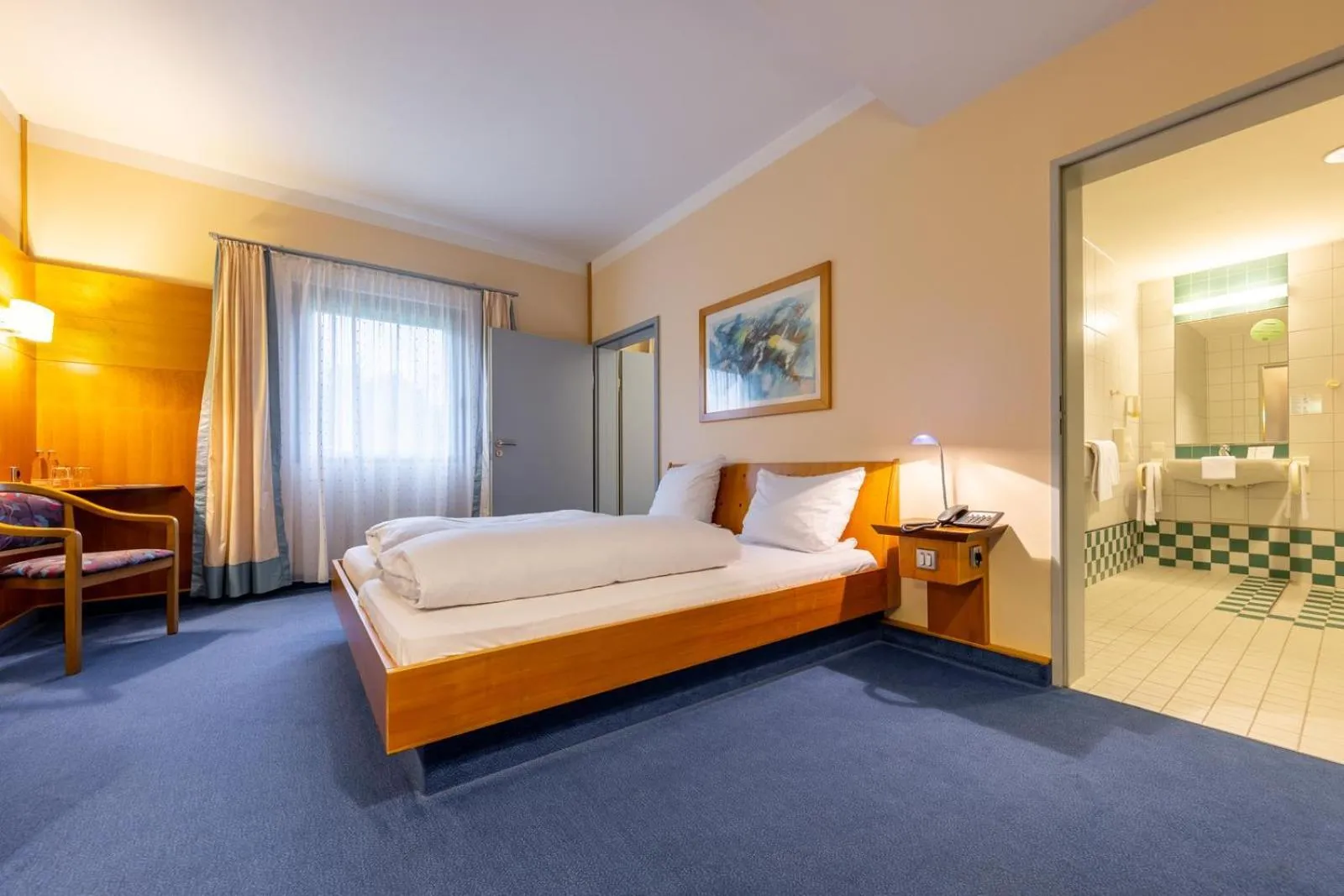 Photo of the whole room, Bed in Dresdner Tor Süd