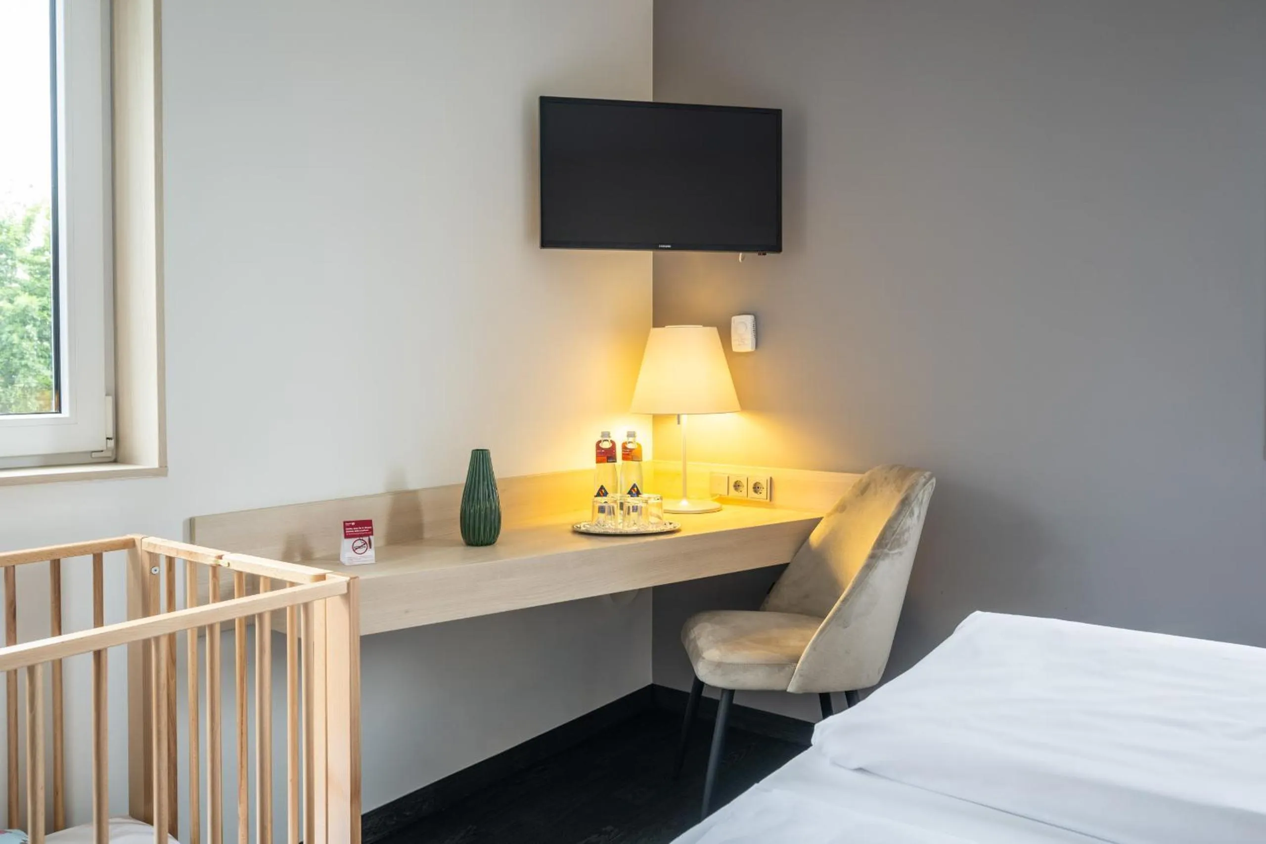 Decorative detail, Bed in Serways Hotel Bruchsal West