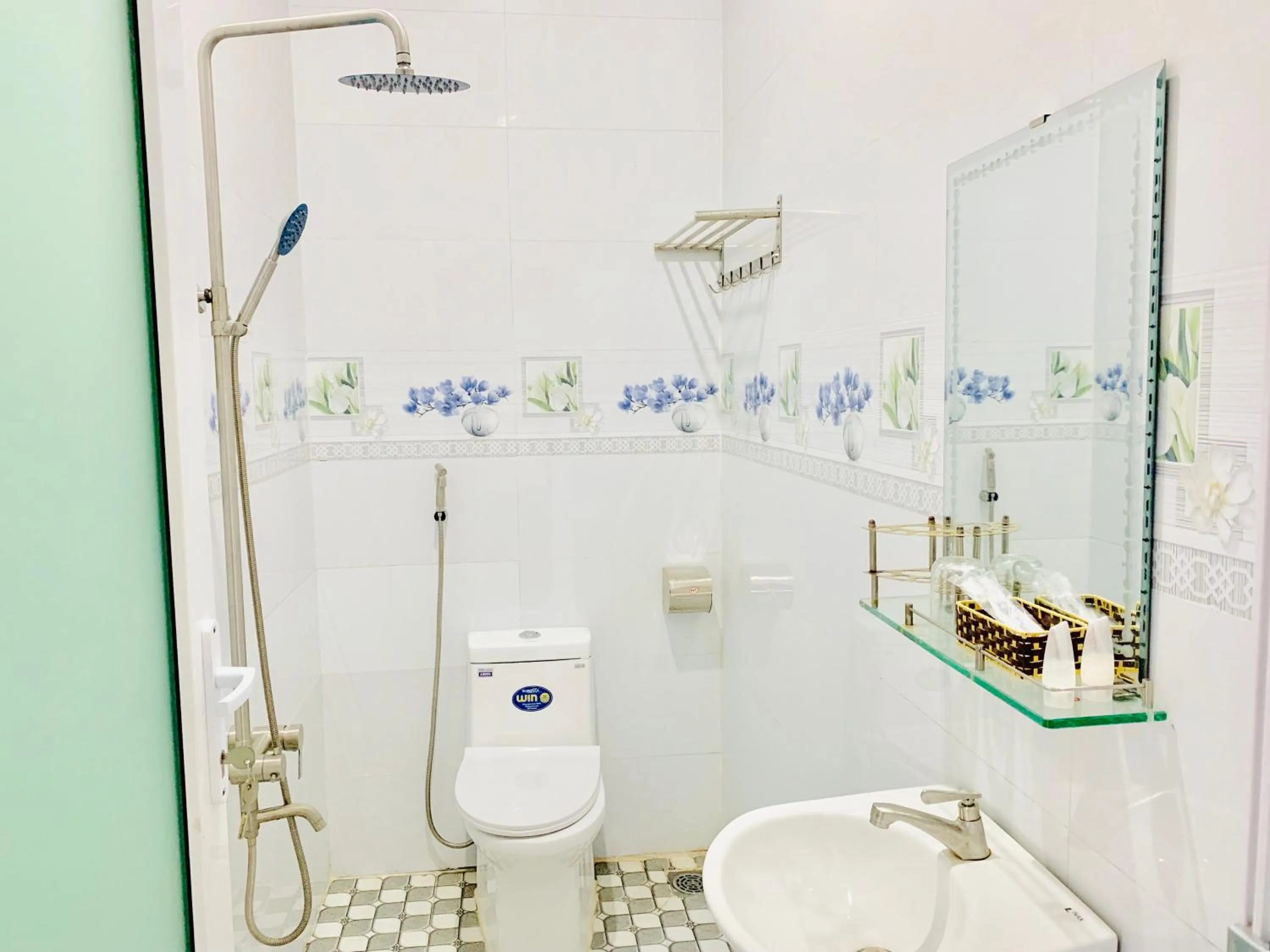 Toilet in Mekong Rose Hotel