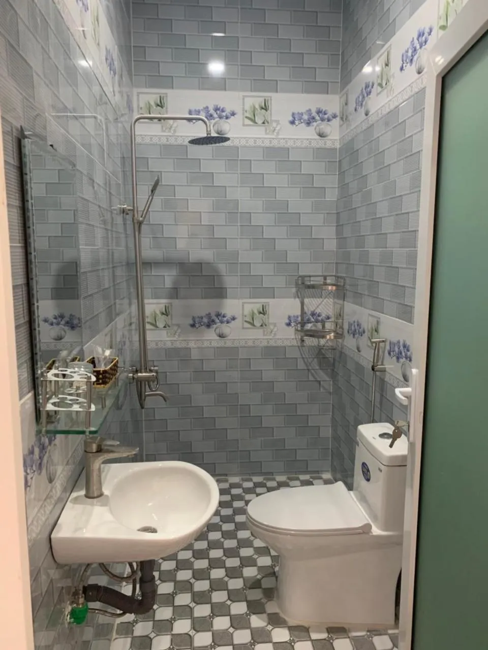 Bathroom in Mekong Rose Hotel