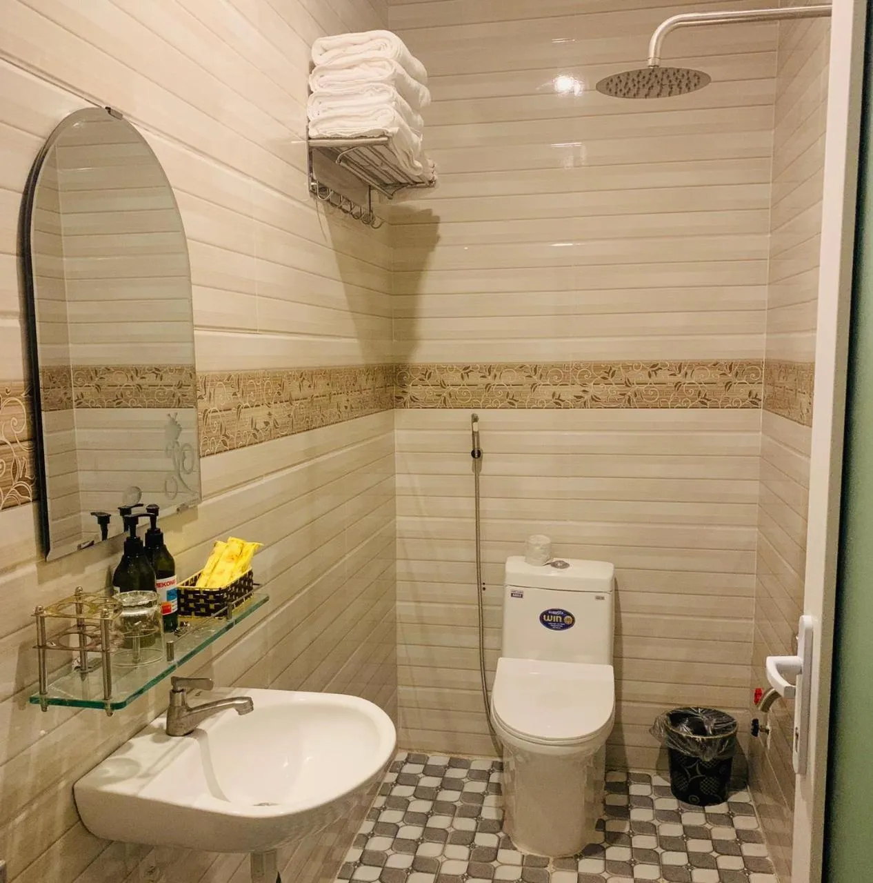 Bathroom in Mekong Rose Hotel