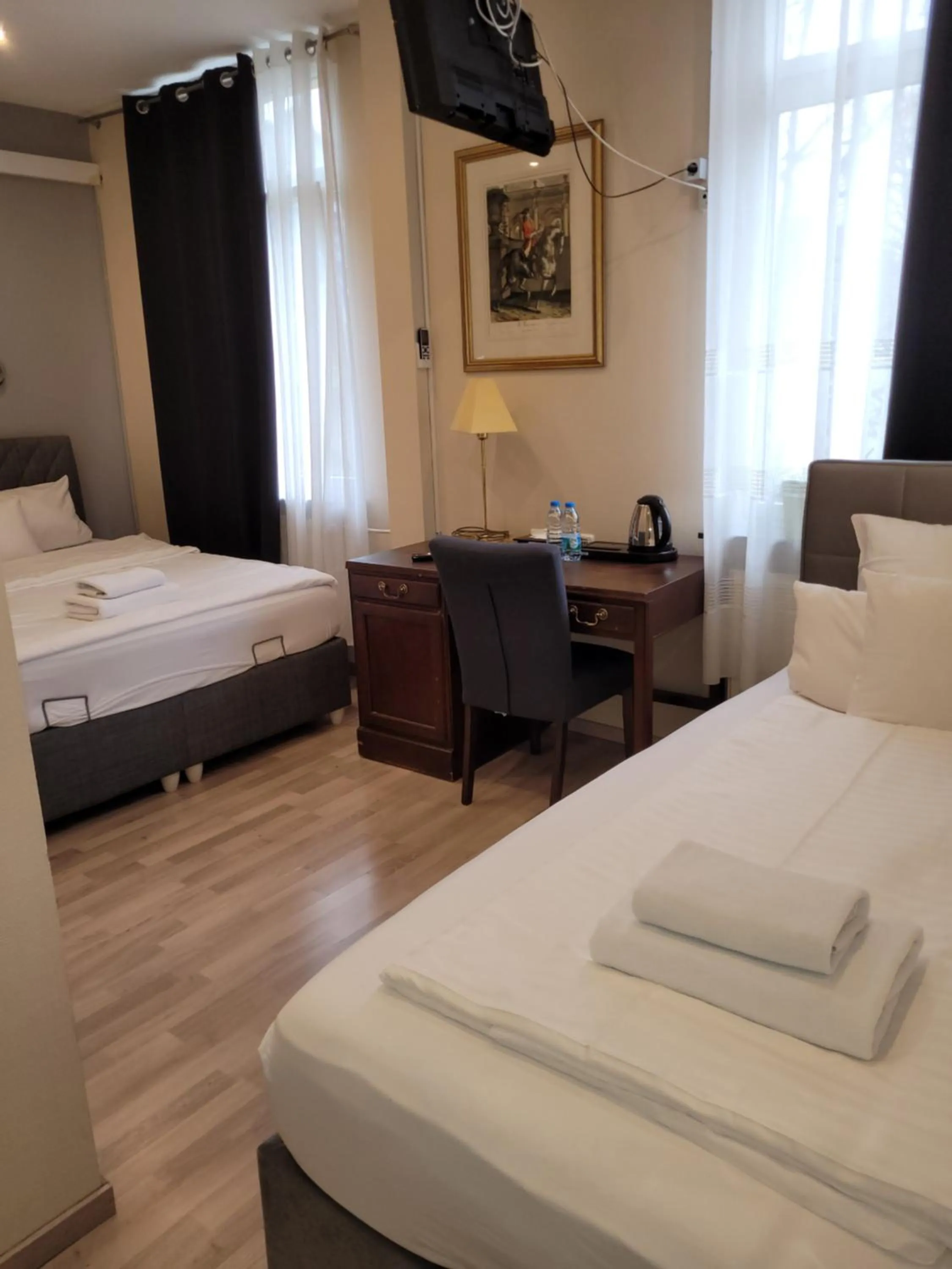 Bed in Hotel Franken an der Messe