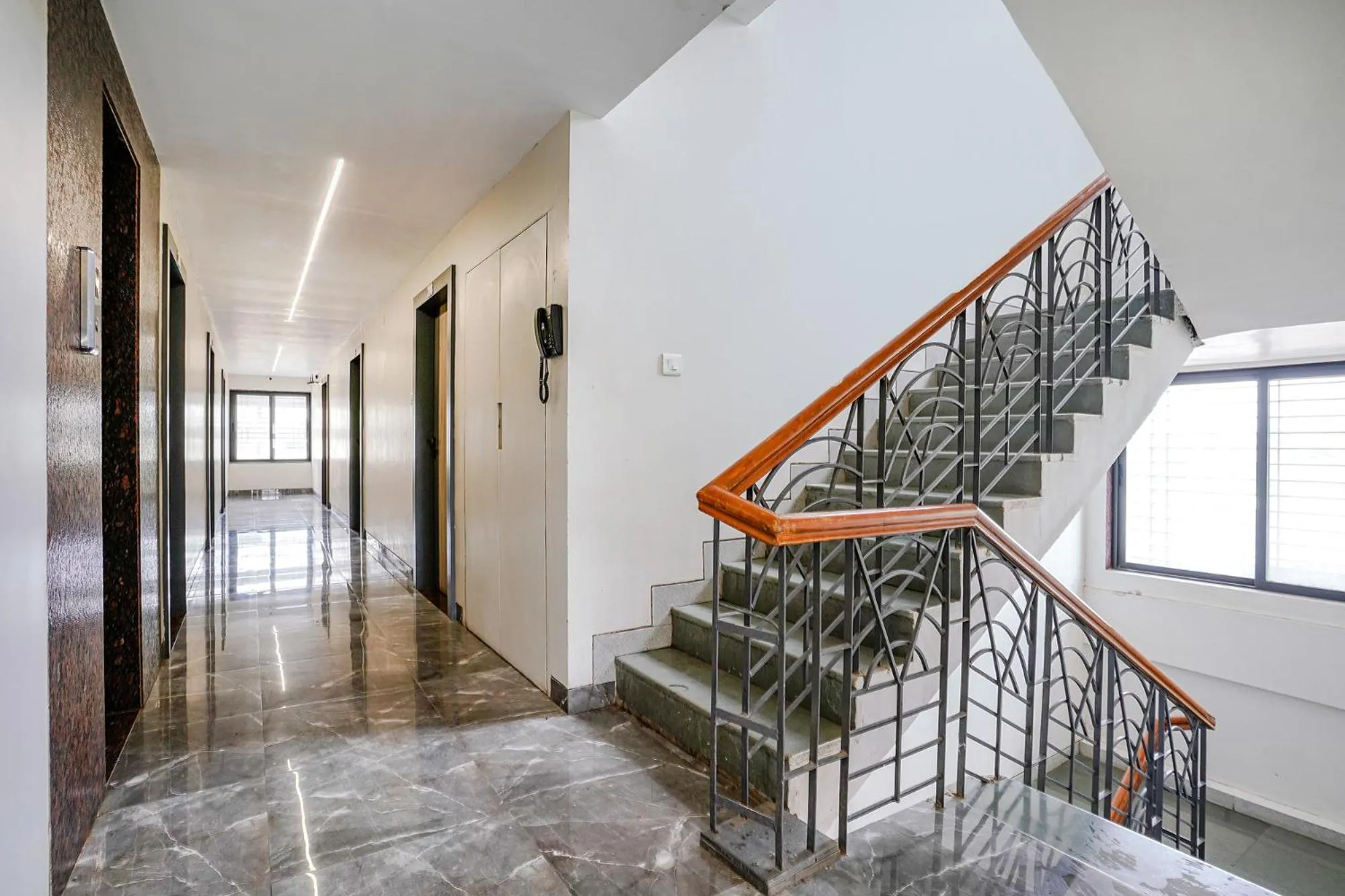 Lobby or reception in FabHotel Ansh