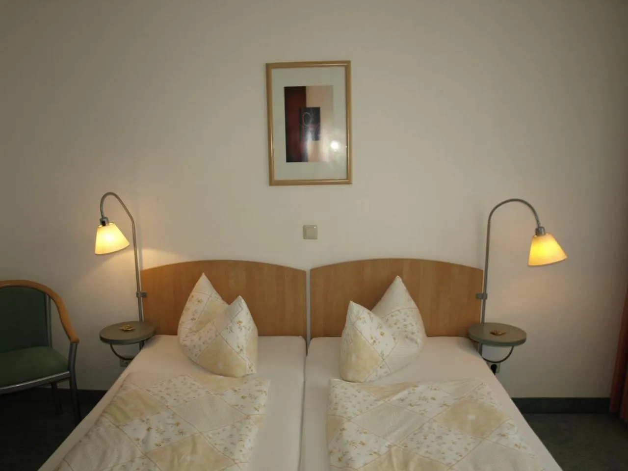 Bedroom, Bed in Central-Classic Hotel