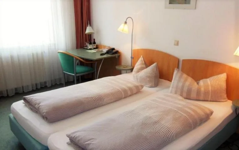 Photo of the whole room, Bed in Central-Classic Hotel