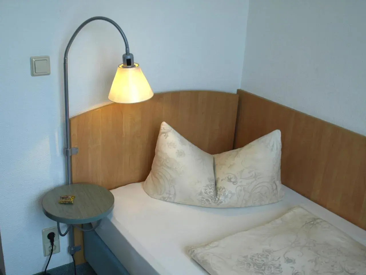 Single Room in Central-Classic Hotel Single Room in Central-Classic Hotel