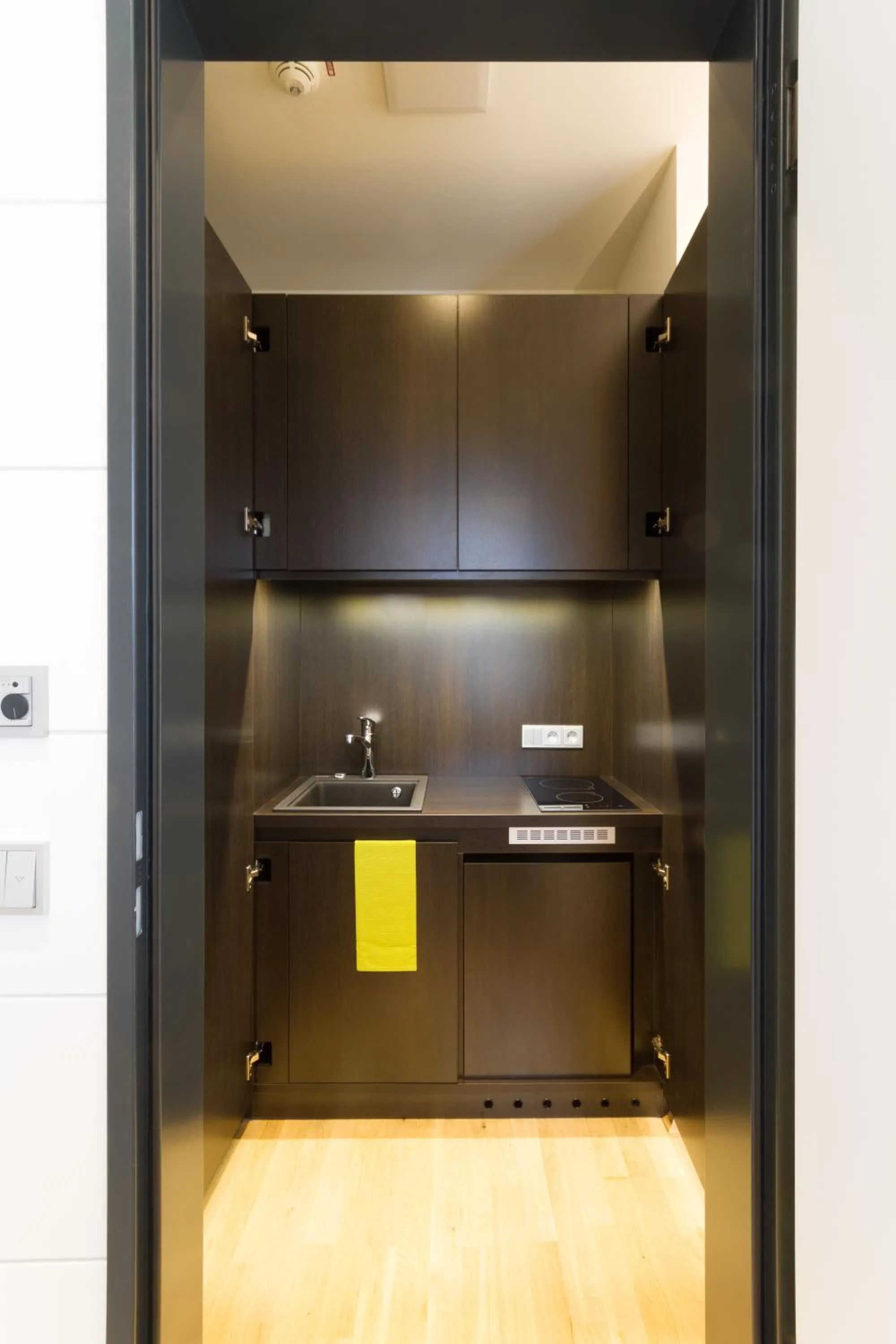 Kitchen or kitchenette in sevenDays Hotel BoardingHouse Mannheim