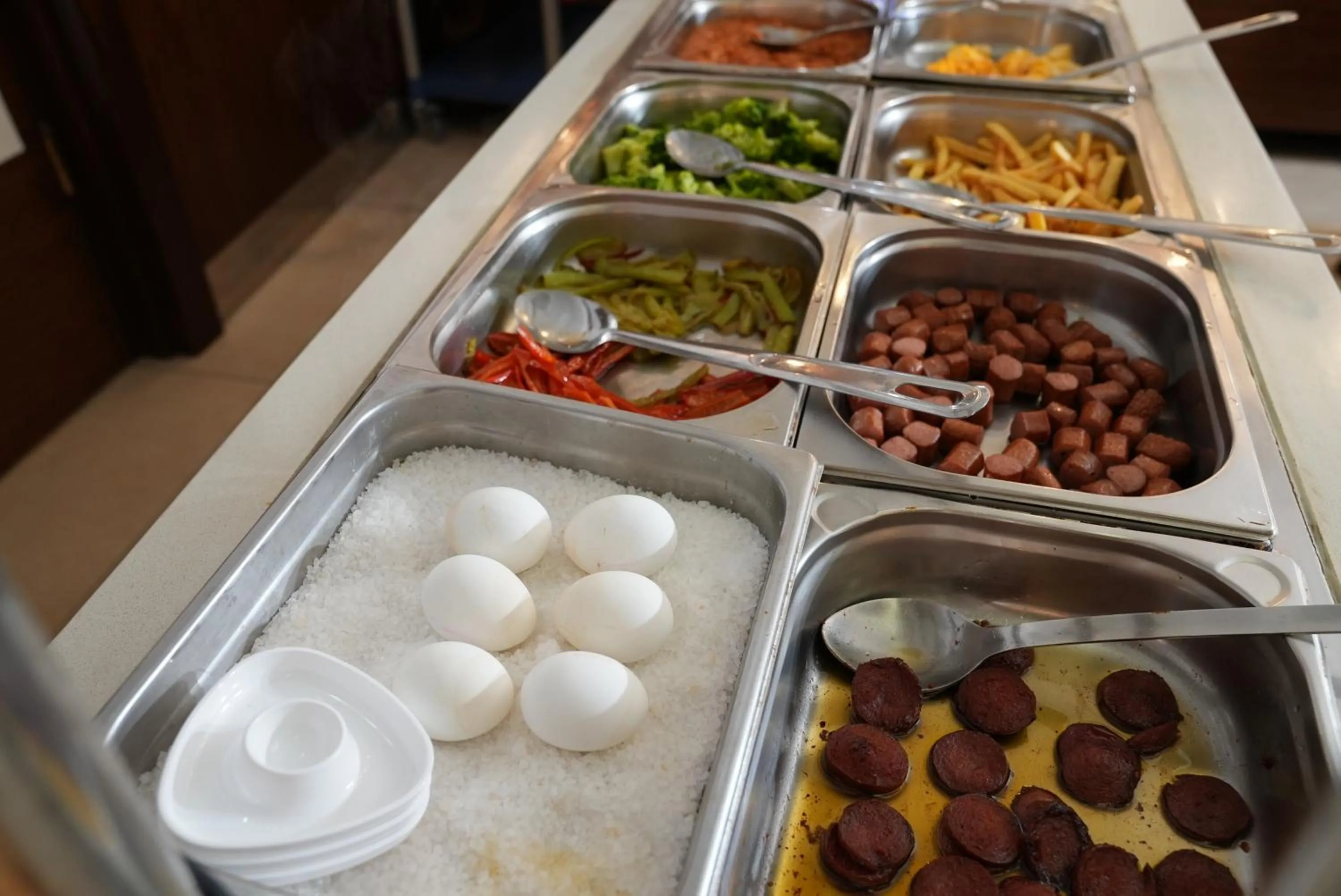 Buffet breakfast in Airport Global Hotel