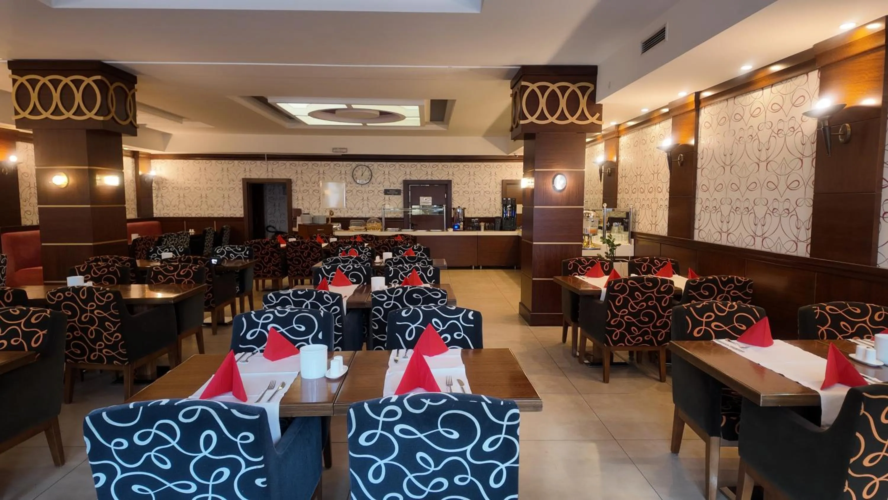 Breakfast in Airport Global Hotel