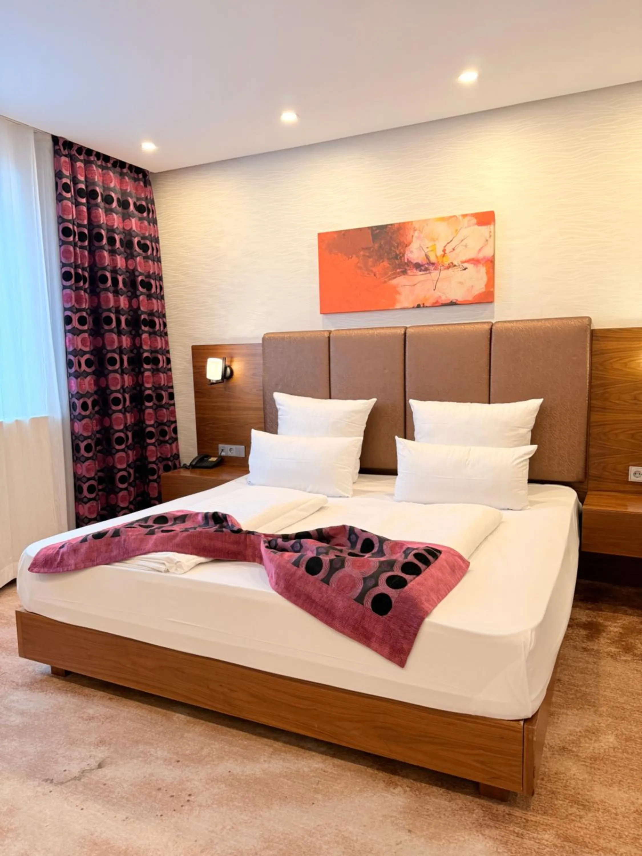 Bedroom, Bed in Airport Global Hotel