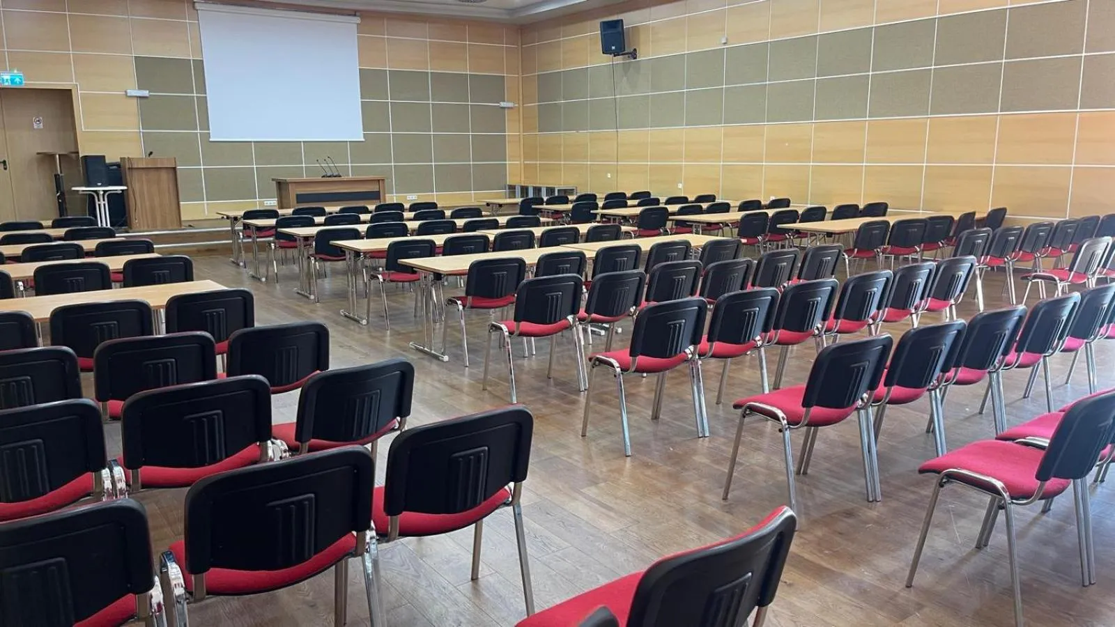 Meeting/conference room in Airport Global Hotel