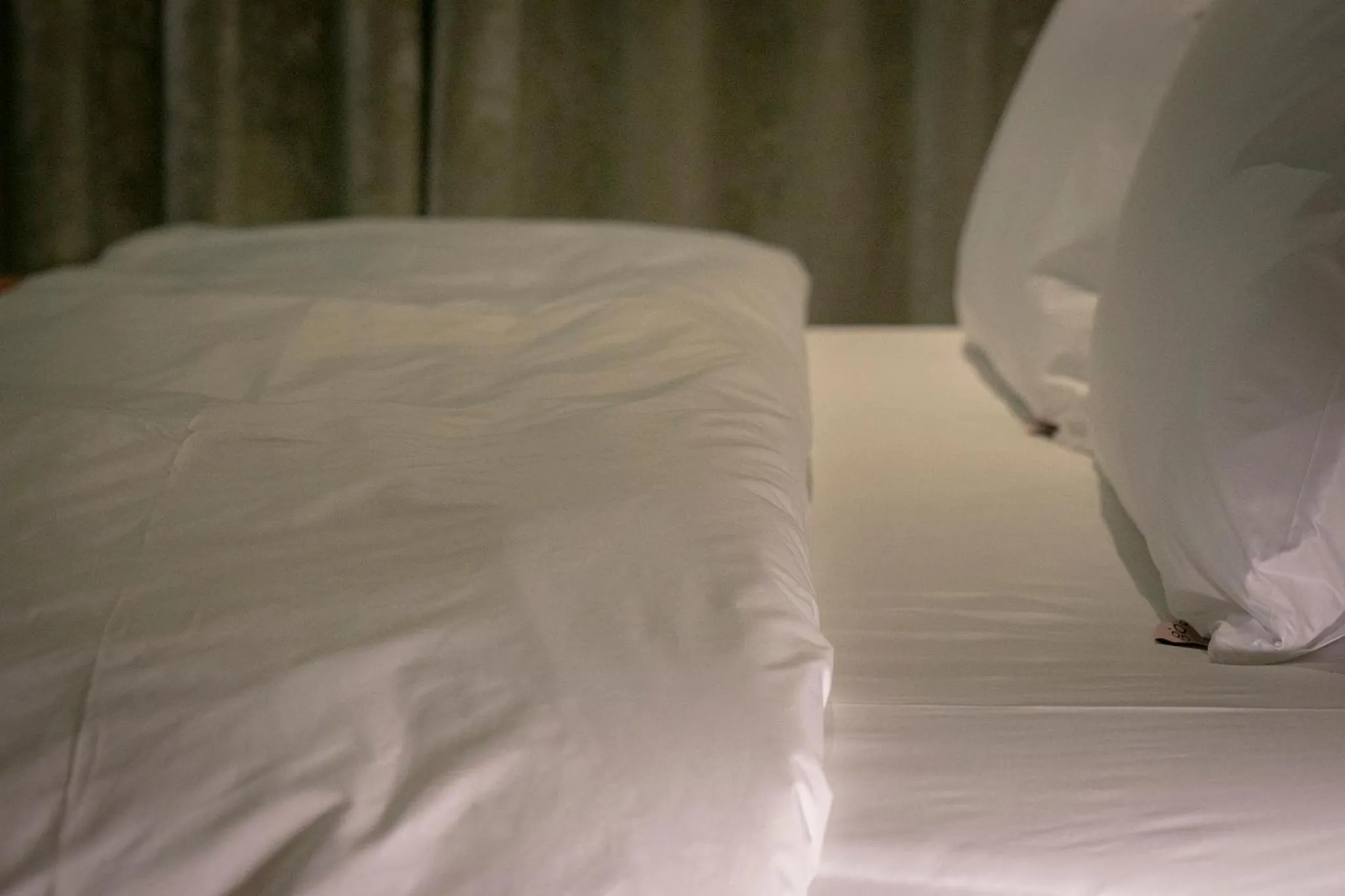 Bed in Shourin Hotel Cheonan by Aank